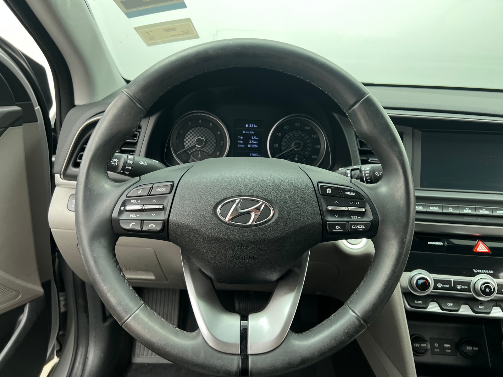 Thumbnail: 2019 Hyundai Elantra - 5