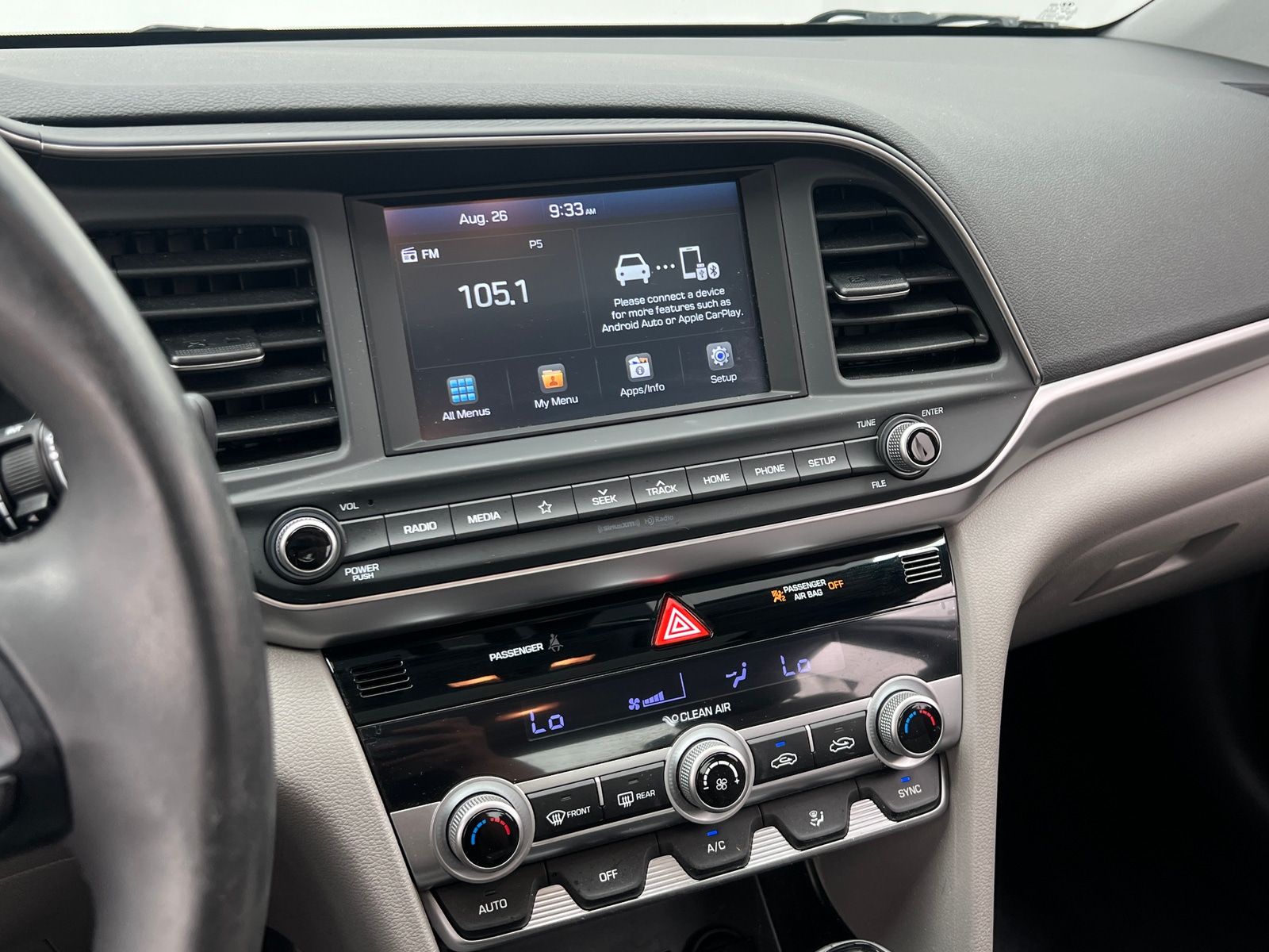 Thumbnail: 2019 Hyundai Elantra - 4