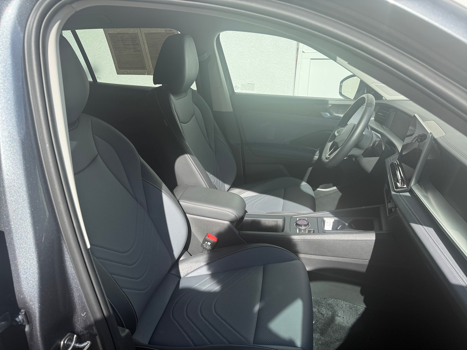 Thumbnail: 2026 Volkswagen Tiguan - 2