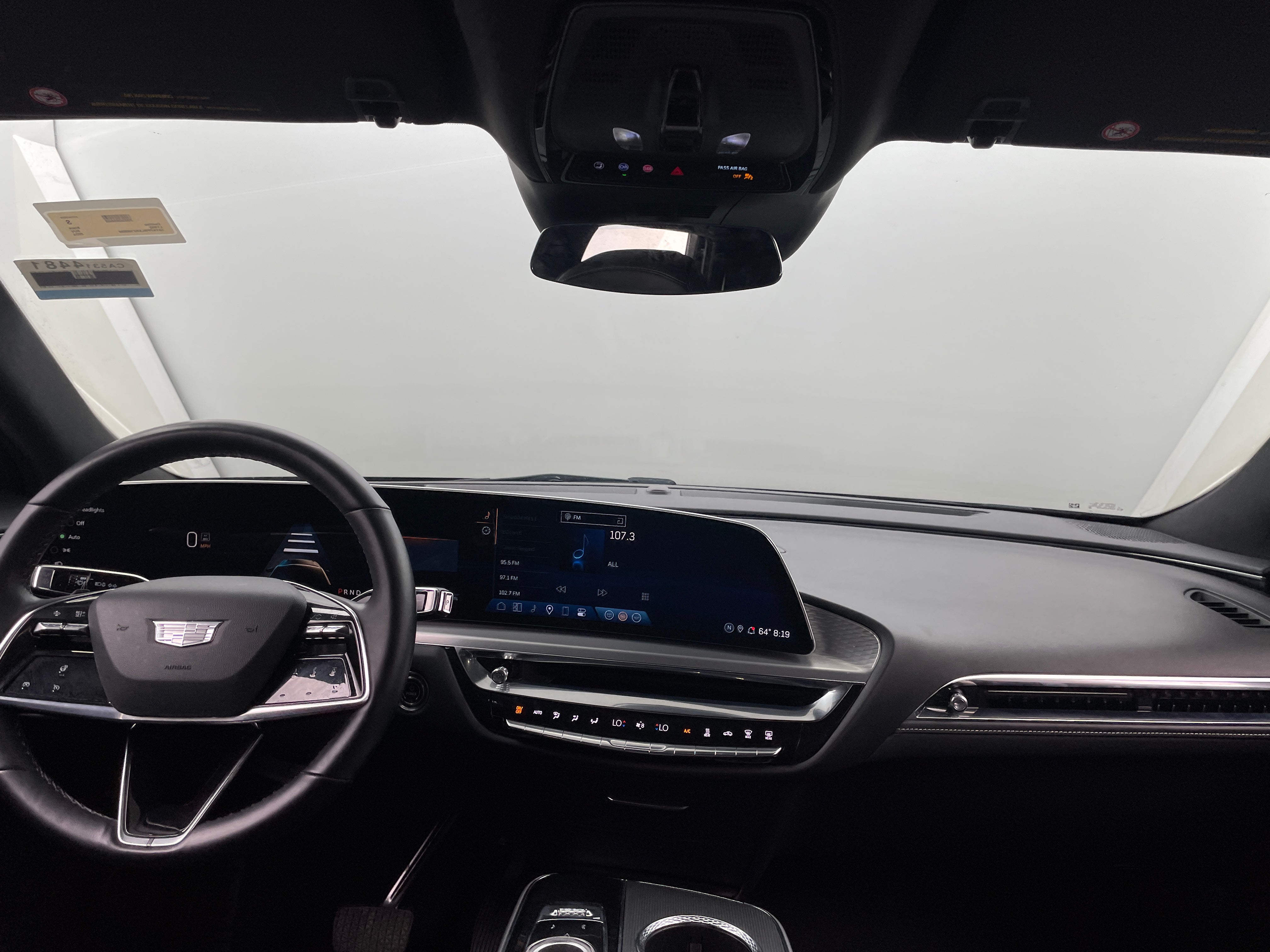 2024 Cadillac LYRIQ Luxury 1