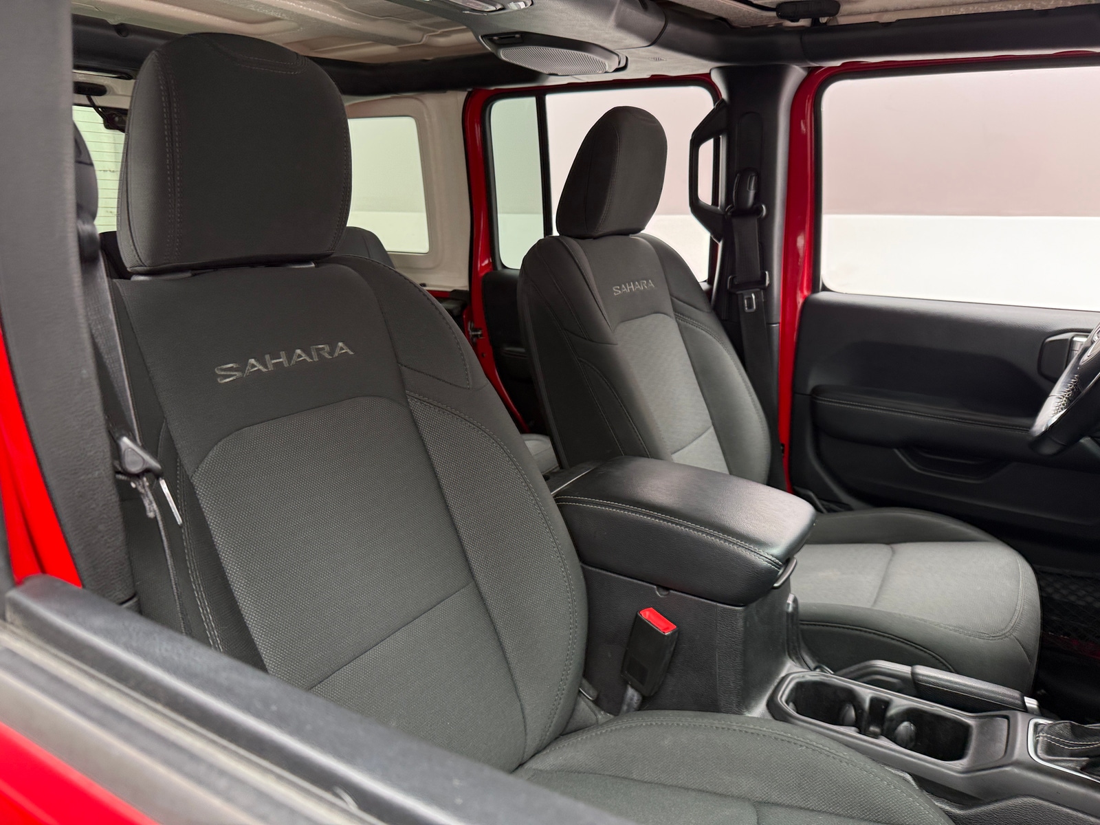 Thumbnail: 2019 Jeep Wrangler - 2