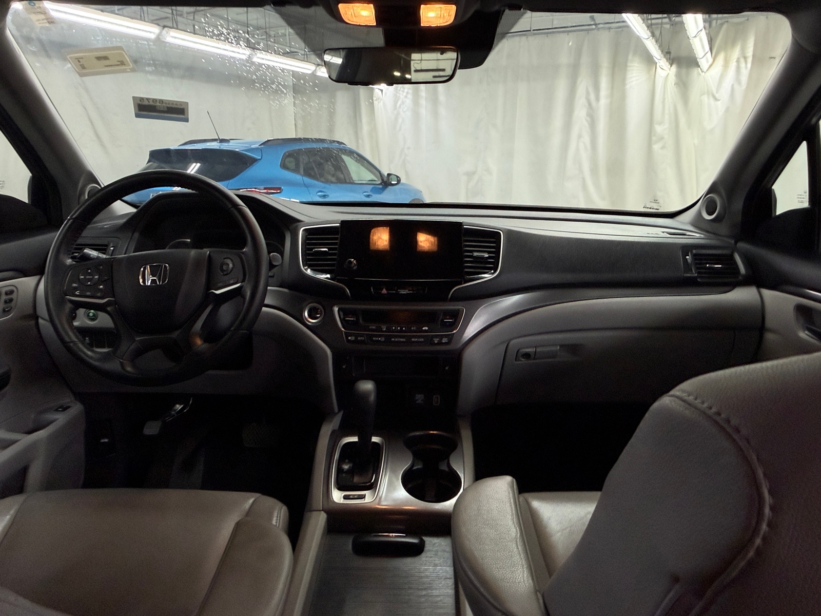 Thumbnail: 2020 Honda Pilot - 2