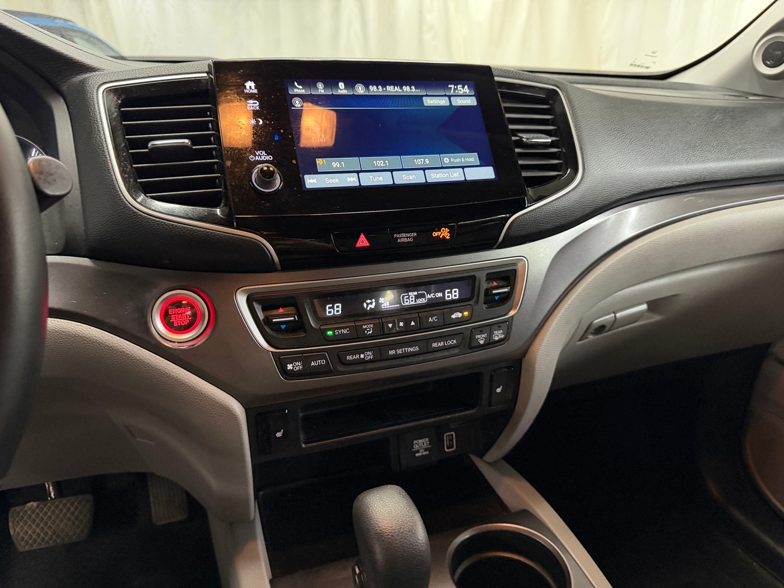 Thumbnail: 2020 Honda Pilot - 3