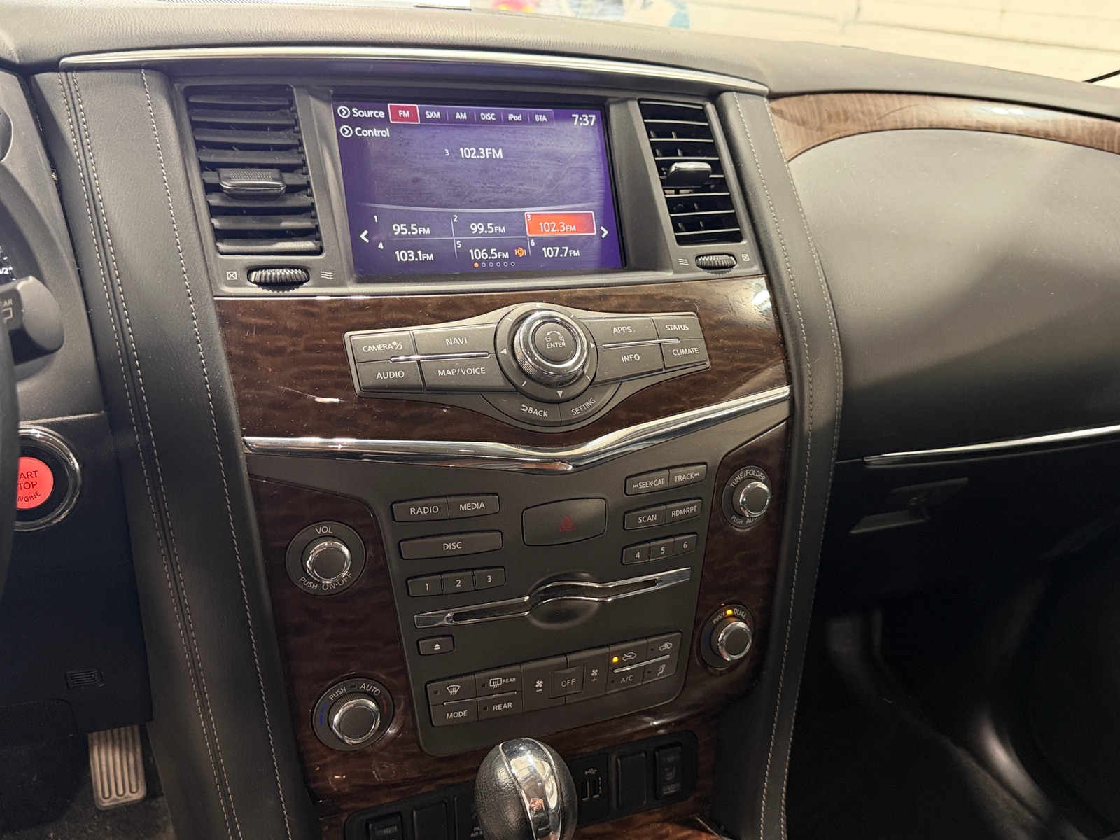 Thumbnail: 2020 Nissan Armada - 3