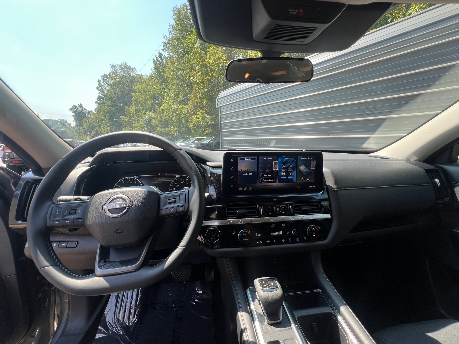 Thumbnail: 2026 Nissan Pathfinder - 3