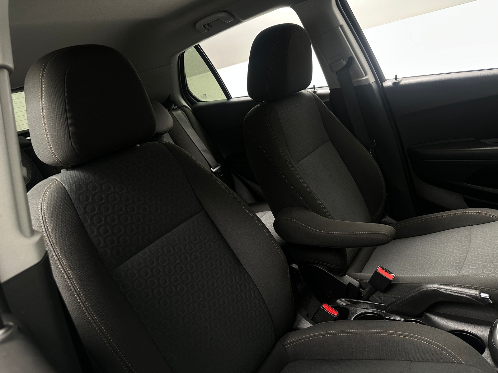 Thumbnail: 2021 Chevrolet Trax - 2
