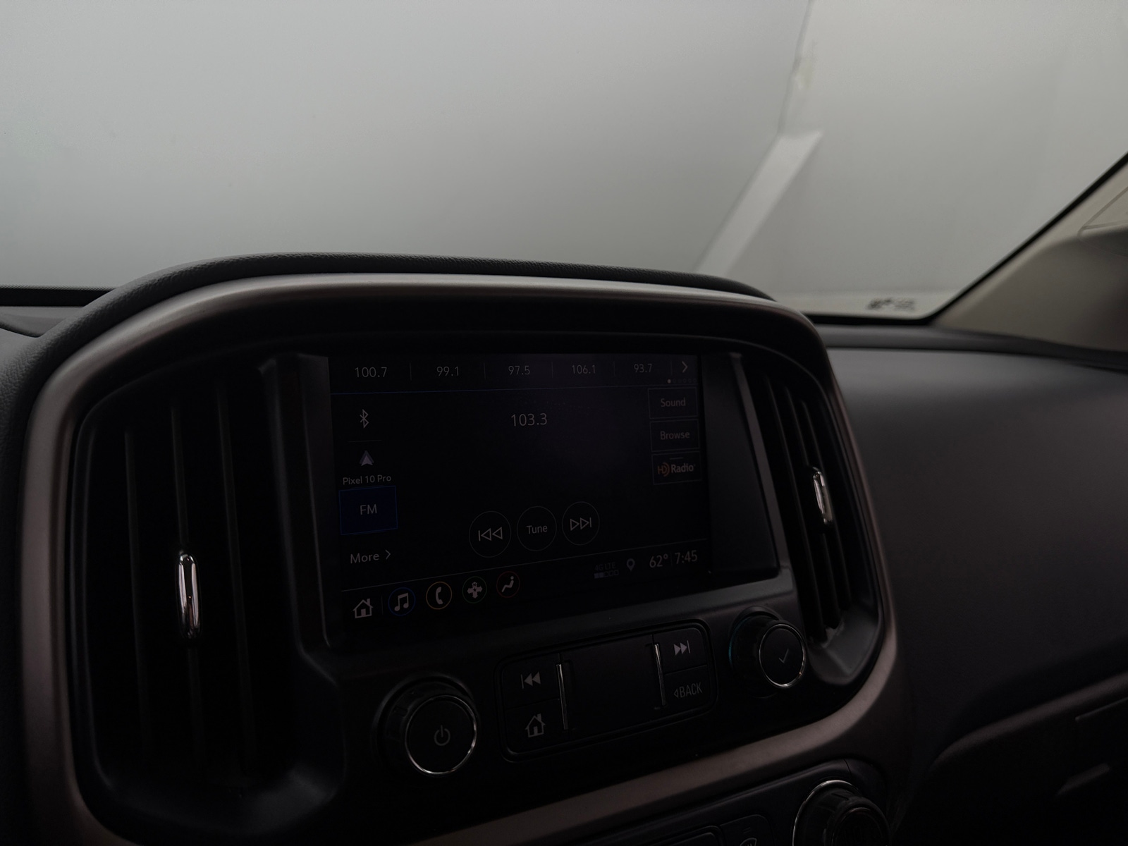 Thumbnail: 2021 Chevrolet Colorado - 3