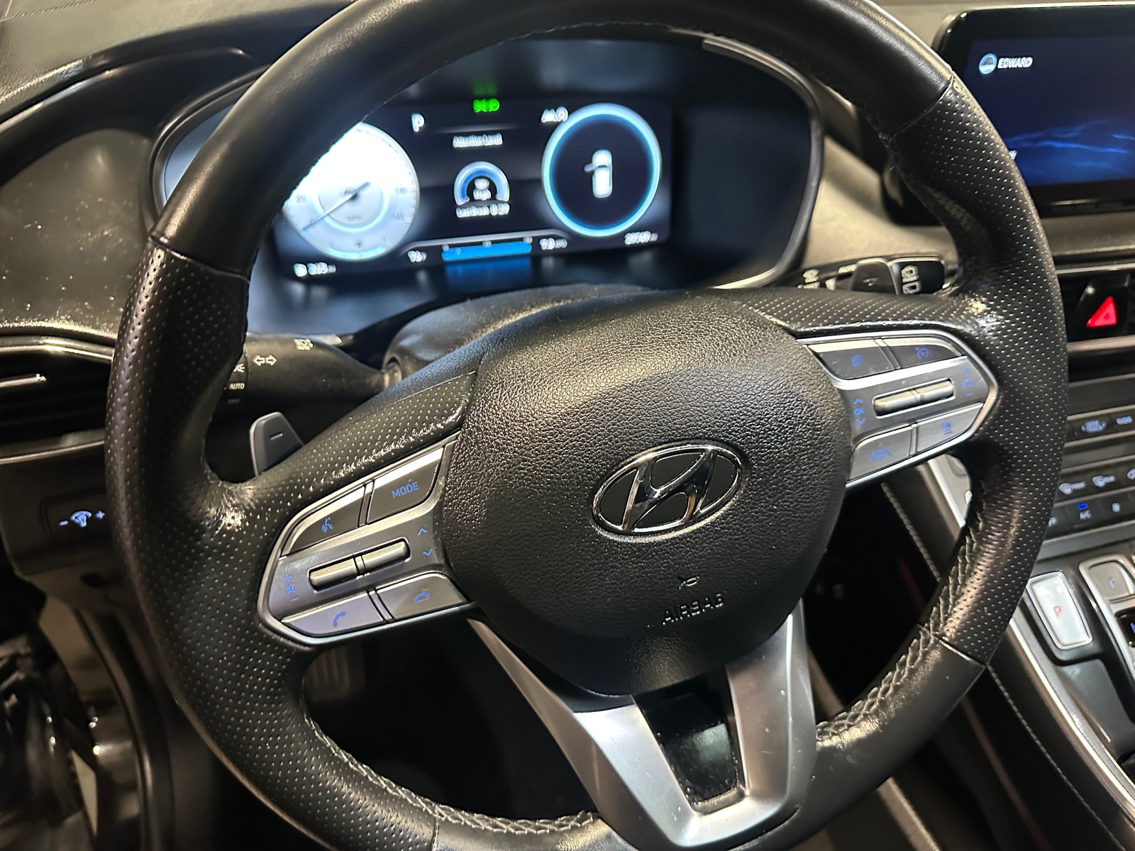 Thumbnail: 2022 Hyundai Santa Fe - 4