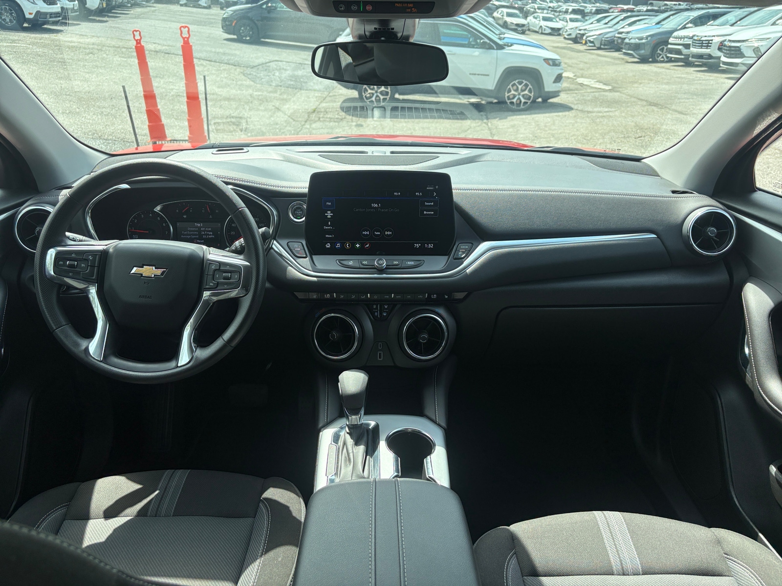 Thumbnail: 2026 Chevrolet Blazer - 3