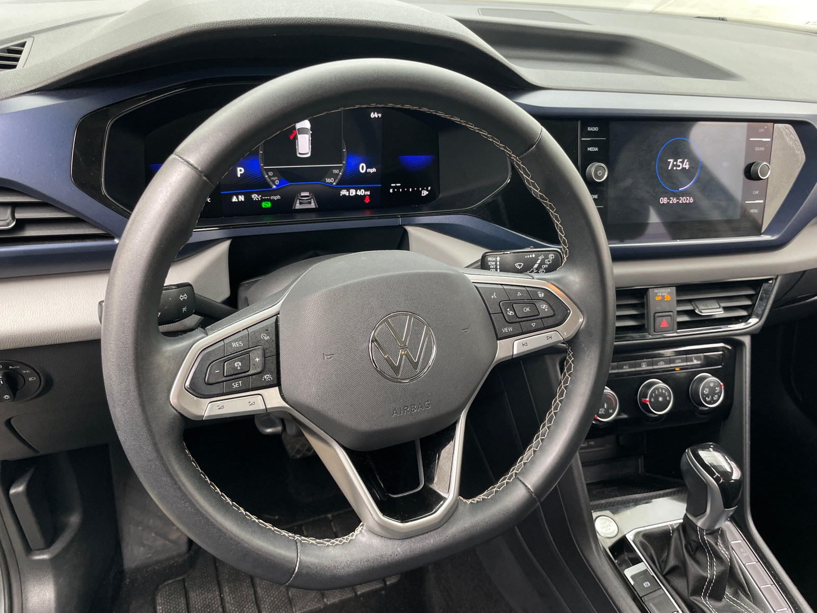 Thumbnail: 2023 Volkswagen Taos - 5
