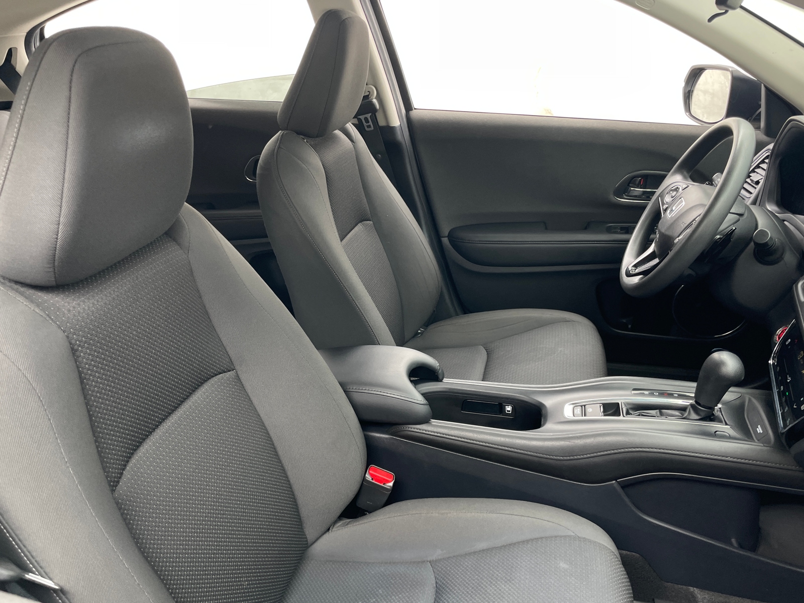 Thumbnail: 2019 Honda HR-V - 2