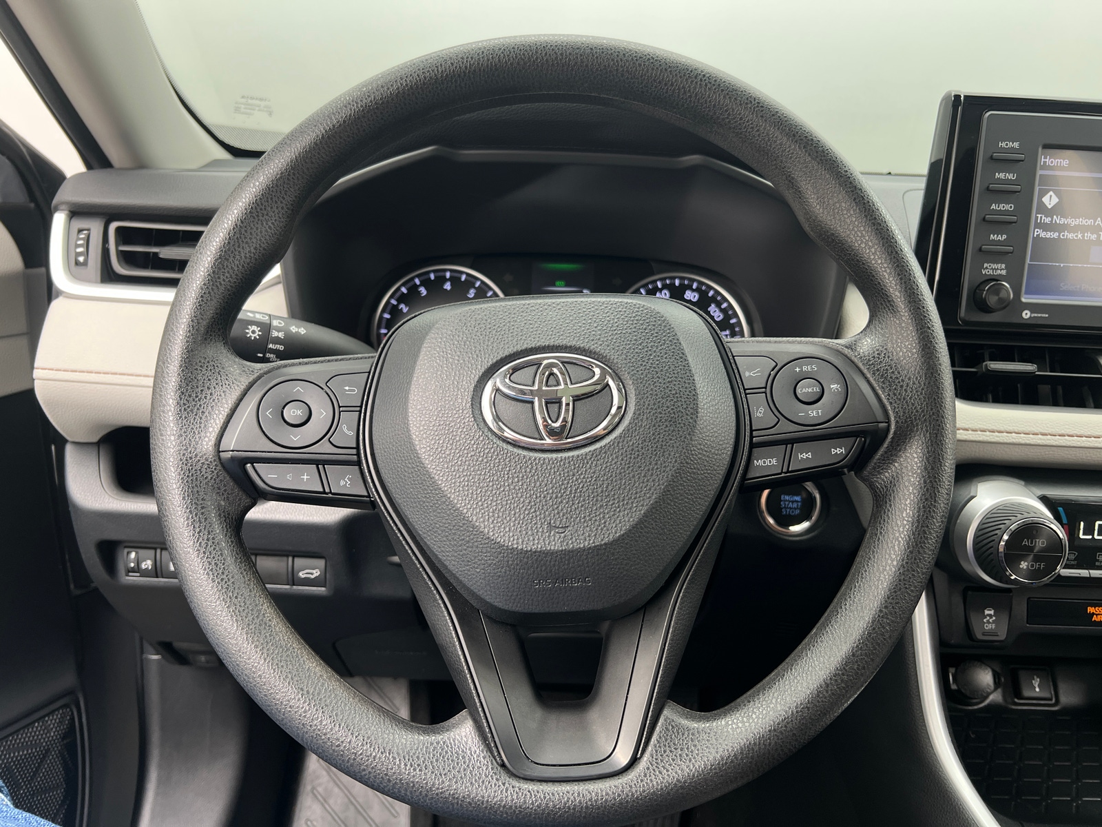 Thumbnail: 2022 Toyota RAV4 - 5