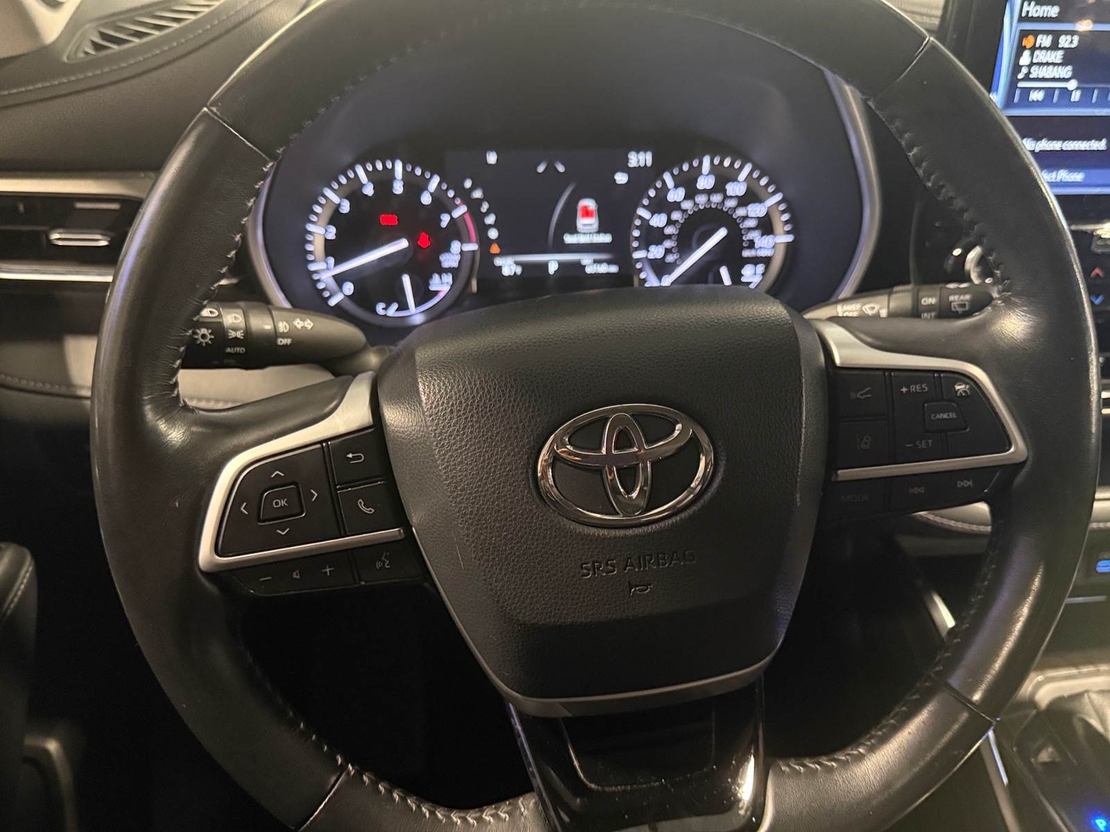 Thumbnail: 2022 Toyota Highlander - 4
