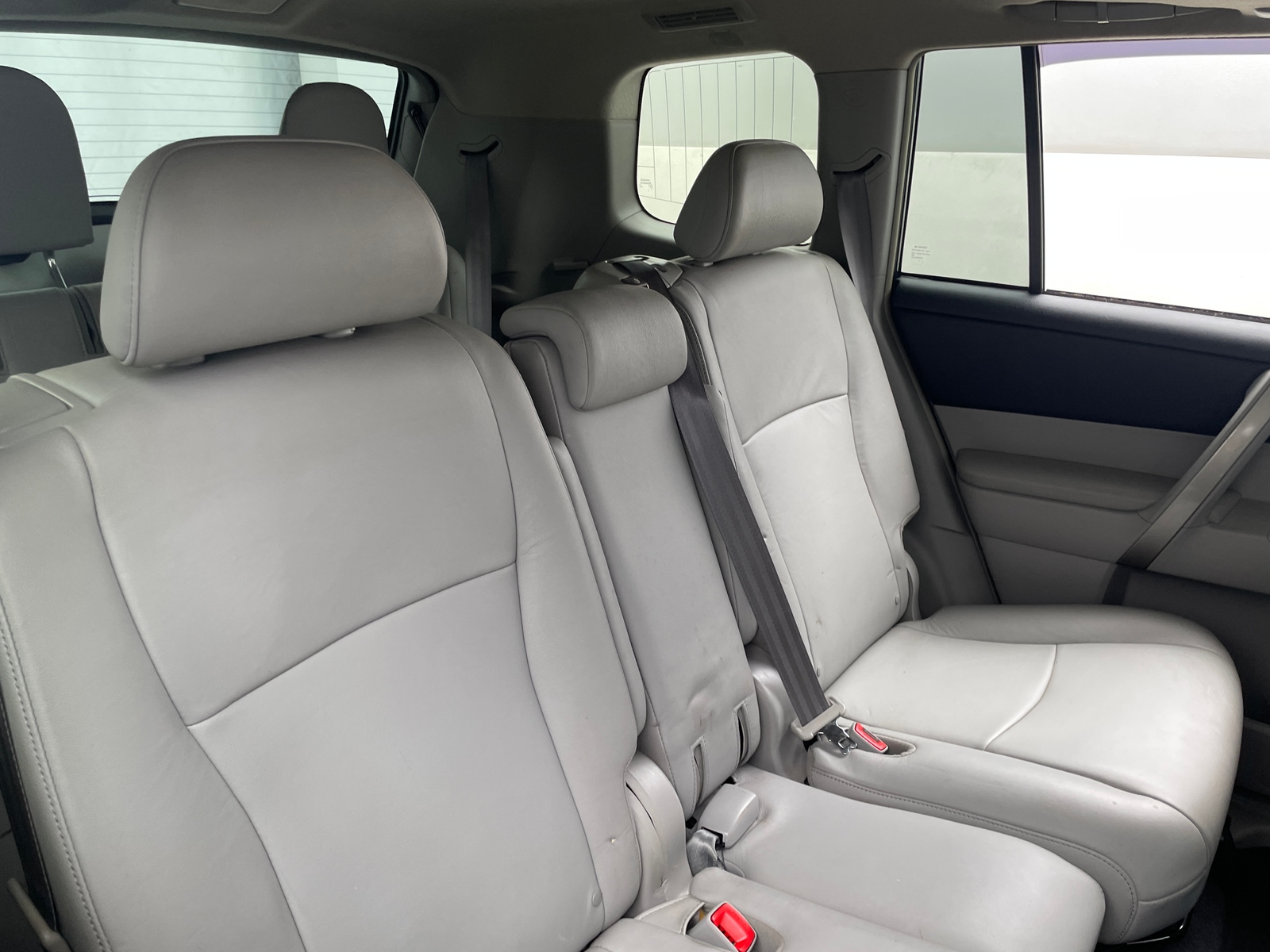 Thumbnail: 2013 Toyota Highlander - 6