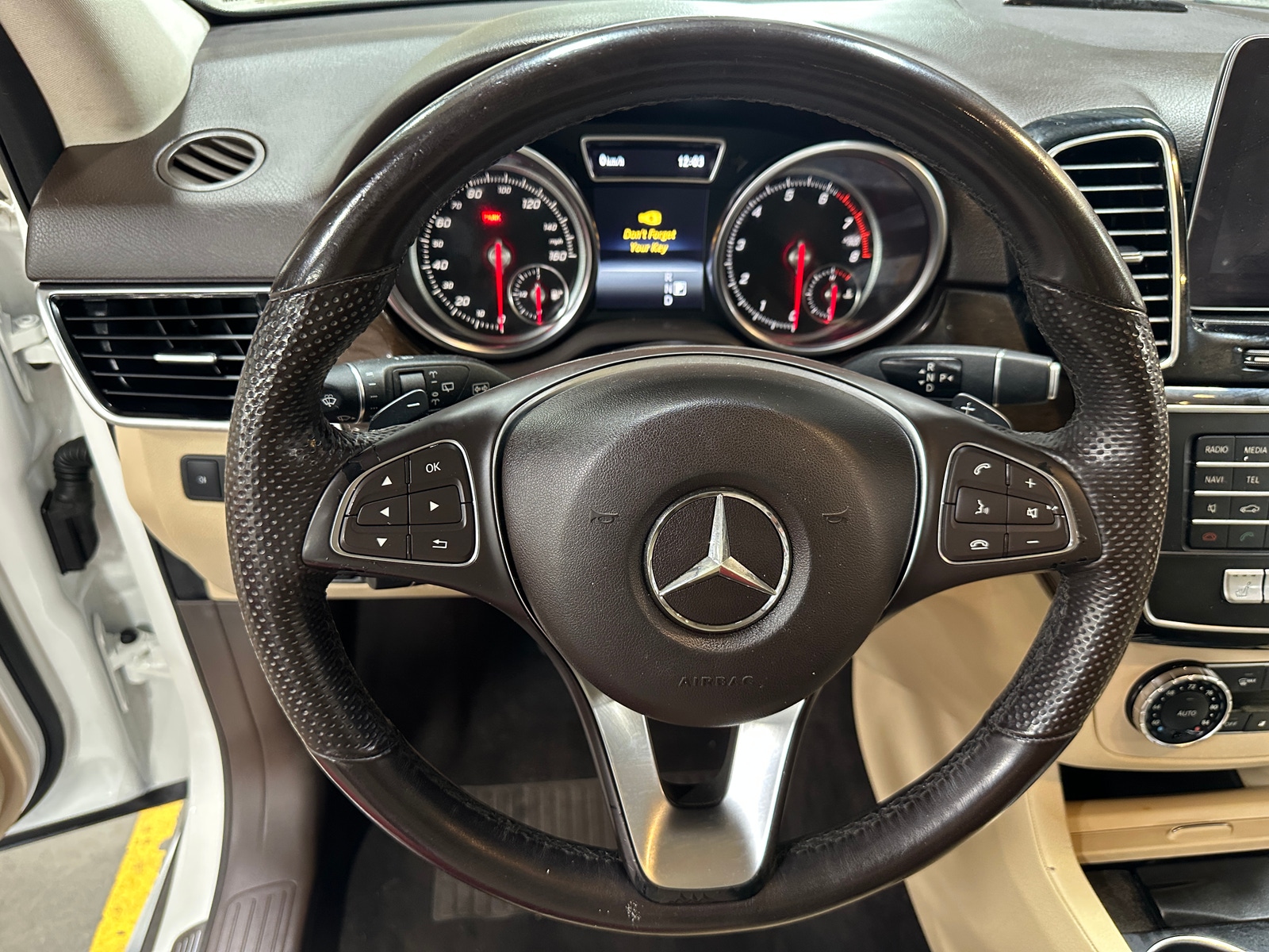 Thumbnail: 2019 Mercedes-Benz GLE - 4