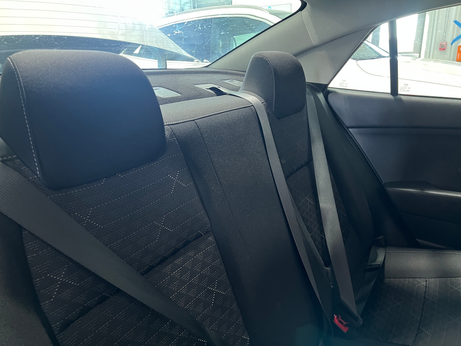 Thumbnail: 2020 Kia Rio - 6
