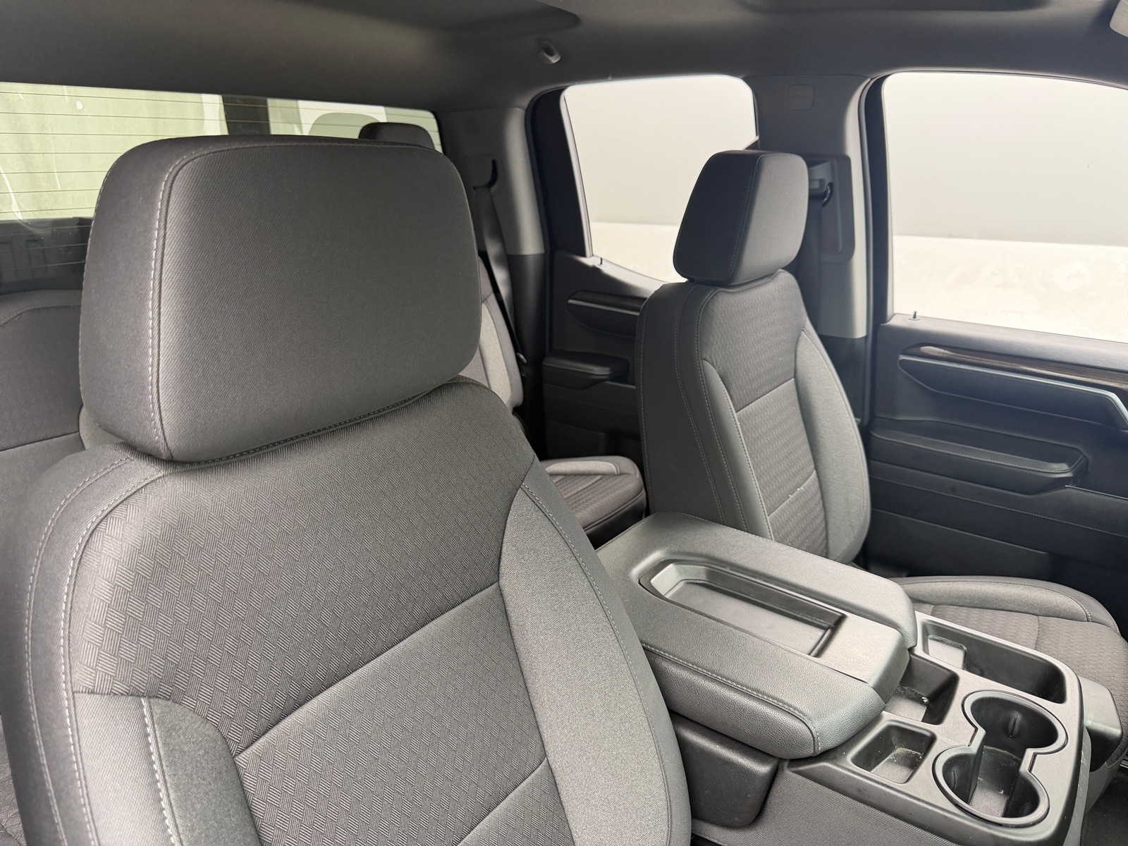 Thumbnail: 2024 Chevrolet Silverado 1500 - 2