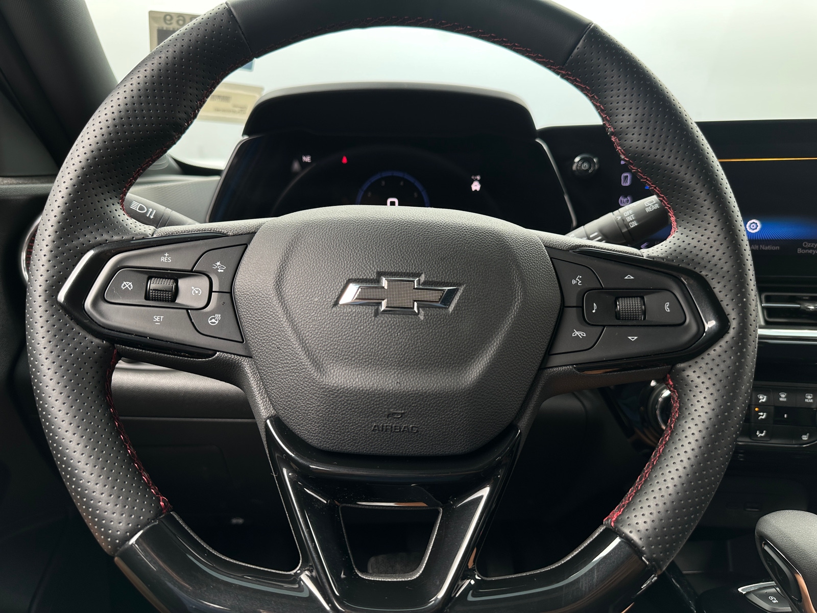 Thumbnail: 2026 Chevrolet Trax - 4