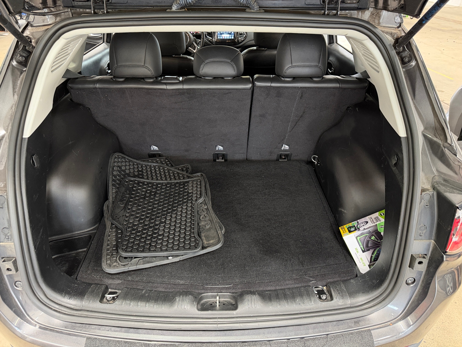Thumbnail: 2019 Jeep Compass - 7