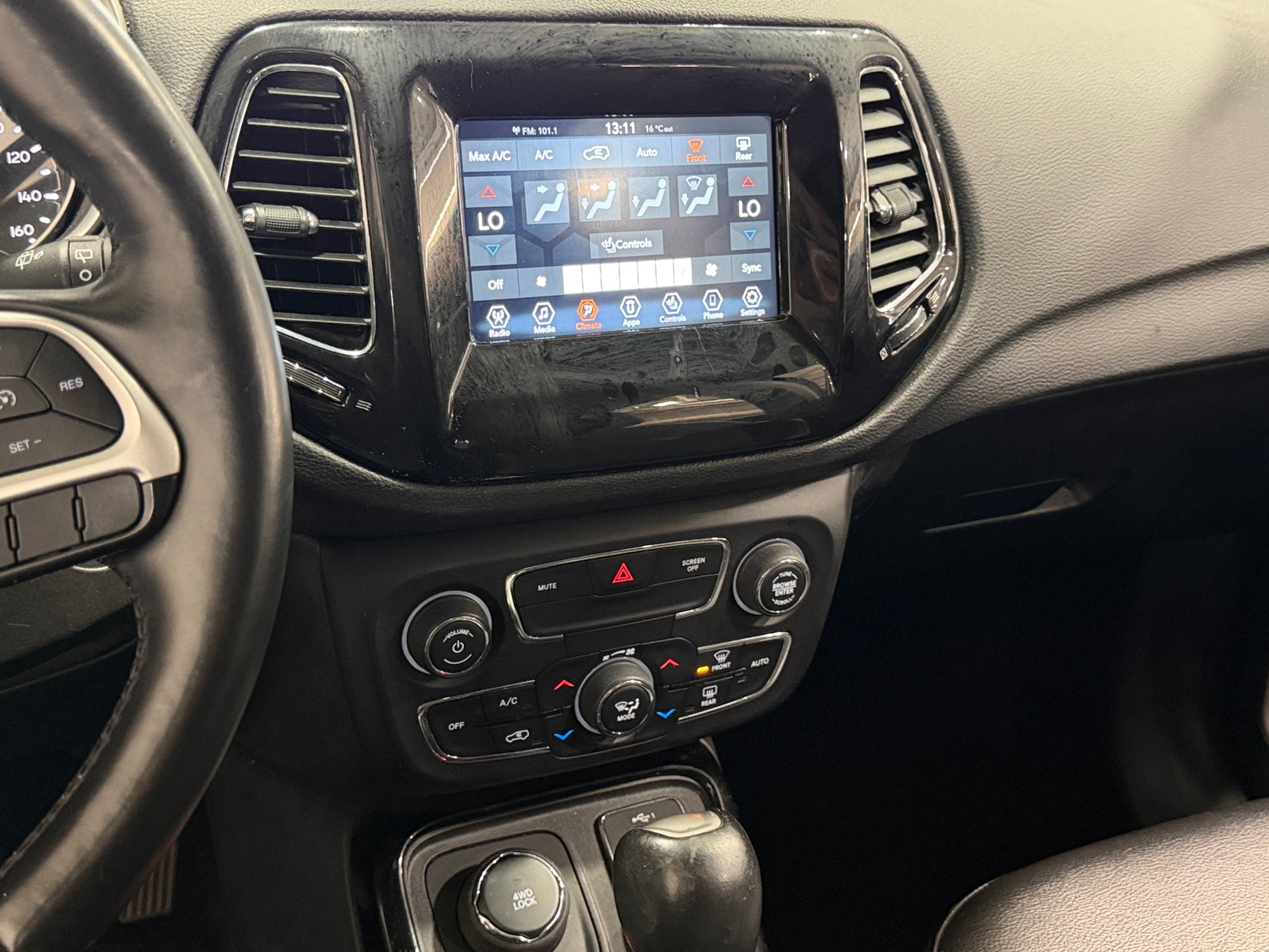 Thumbnail: 2019 Jeep Compass - 4