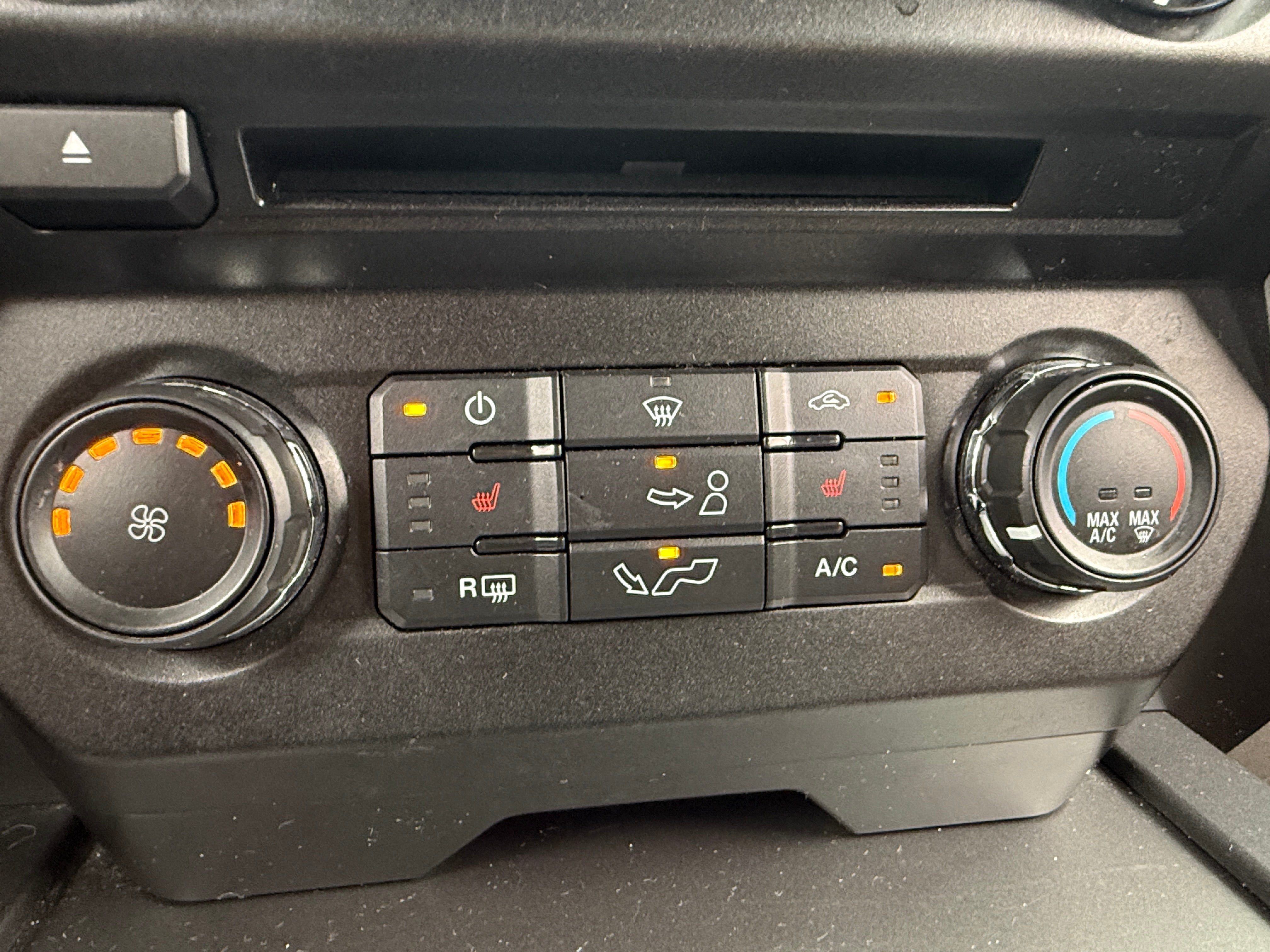 2018 Ford F-150 XLT - Photo 15