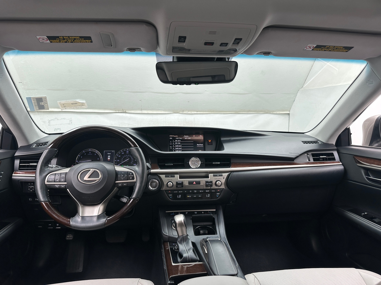 Thumbnail: 2018 Lexus ES - 2