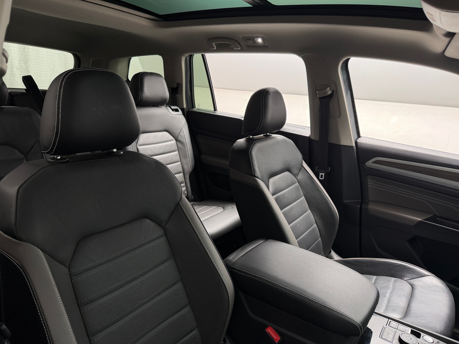 Thumbnail: 2021 Volkswagen Atlas - 2