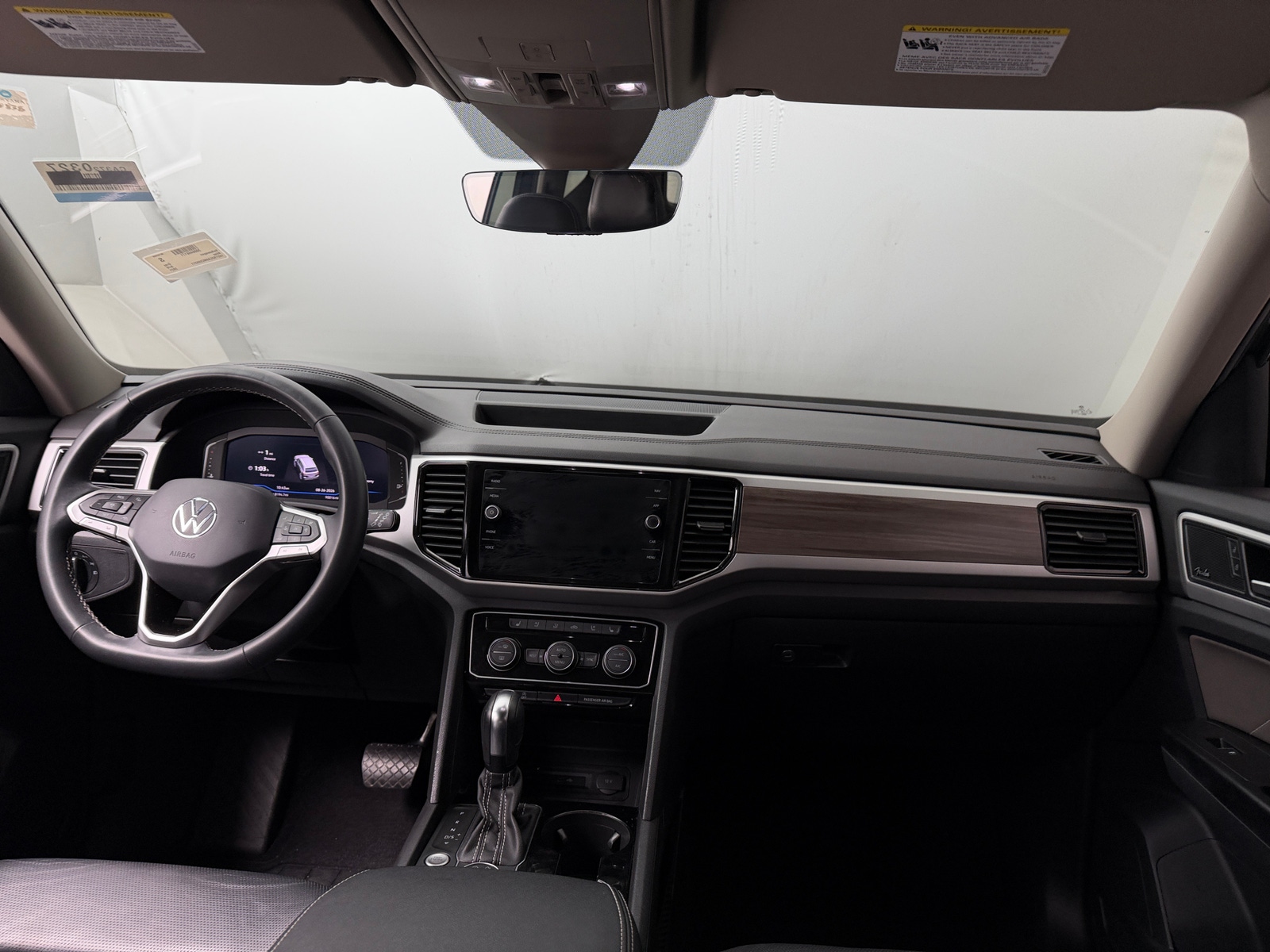 Thumbnail: 2021 Volkswagen Atlas - 3