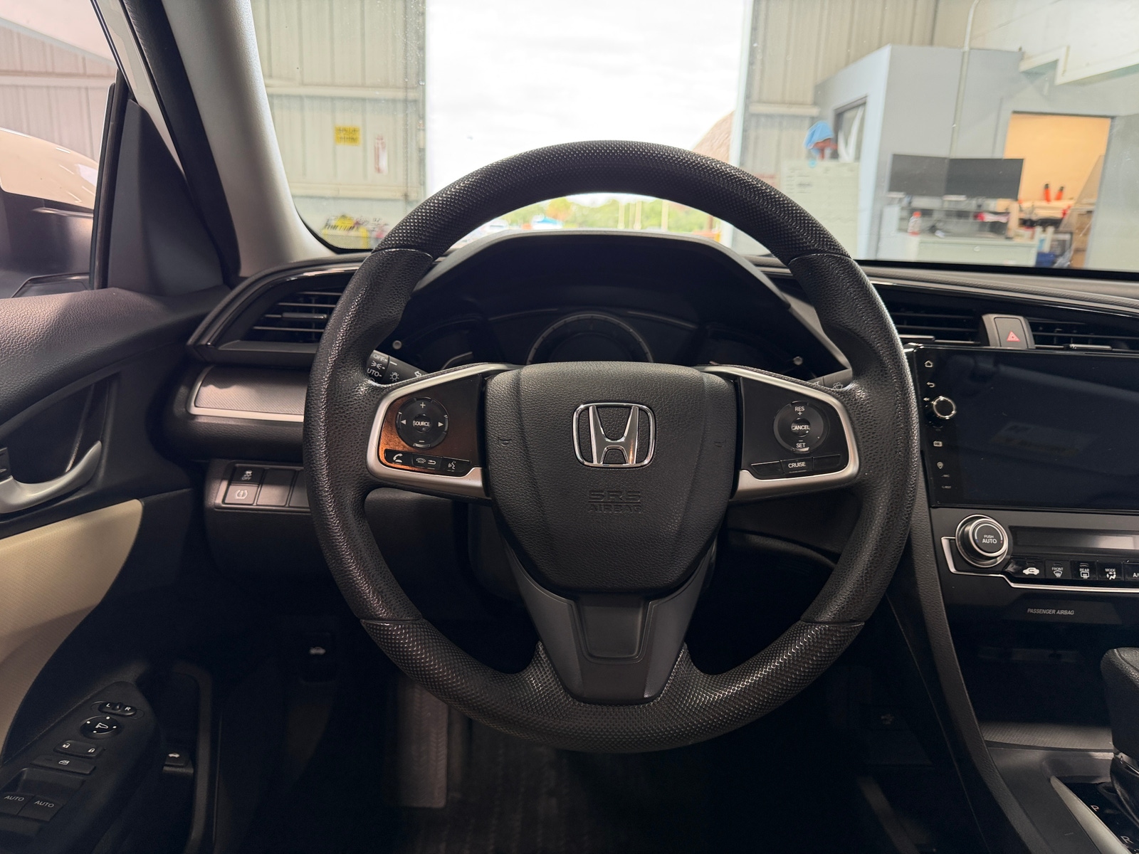Thumbnail: 2017 Honda Civic - 5