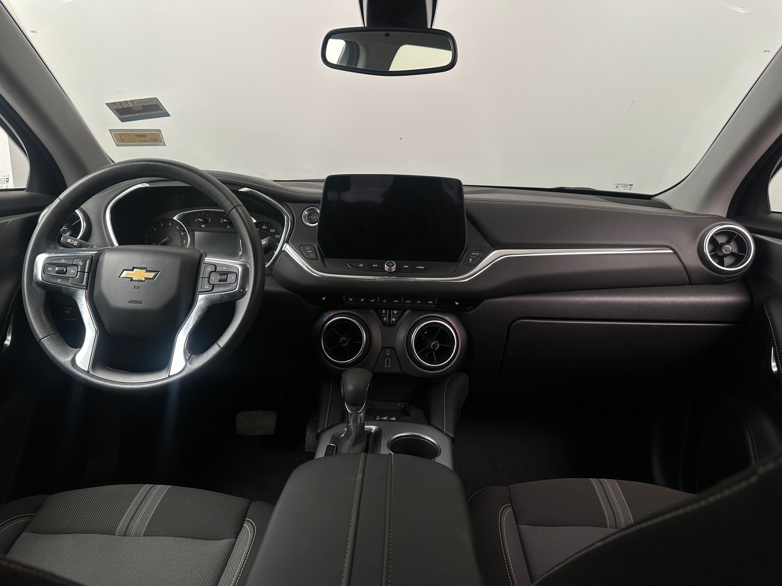 Thumbnail: 2024 Chevrolet Blazer - 3