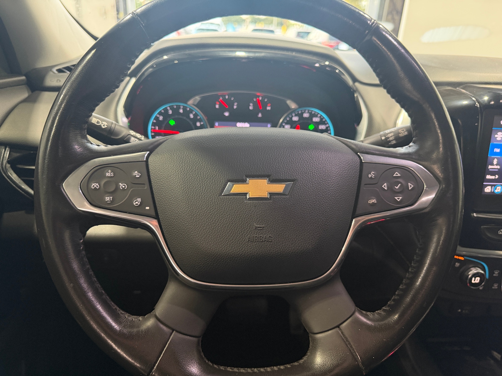 Thumbnail: 2020 Chevrolet Traverse - 4
