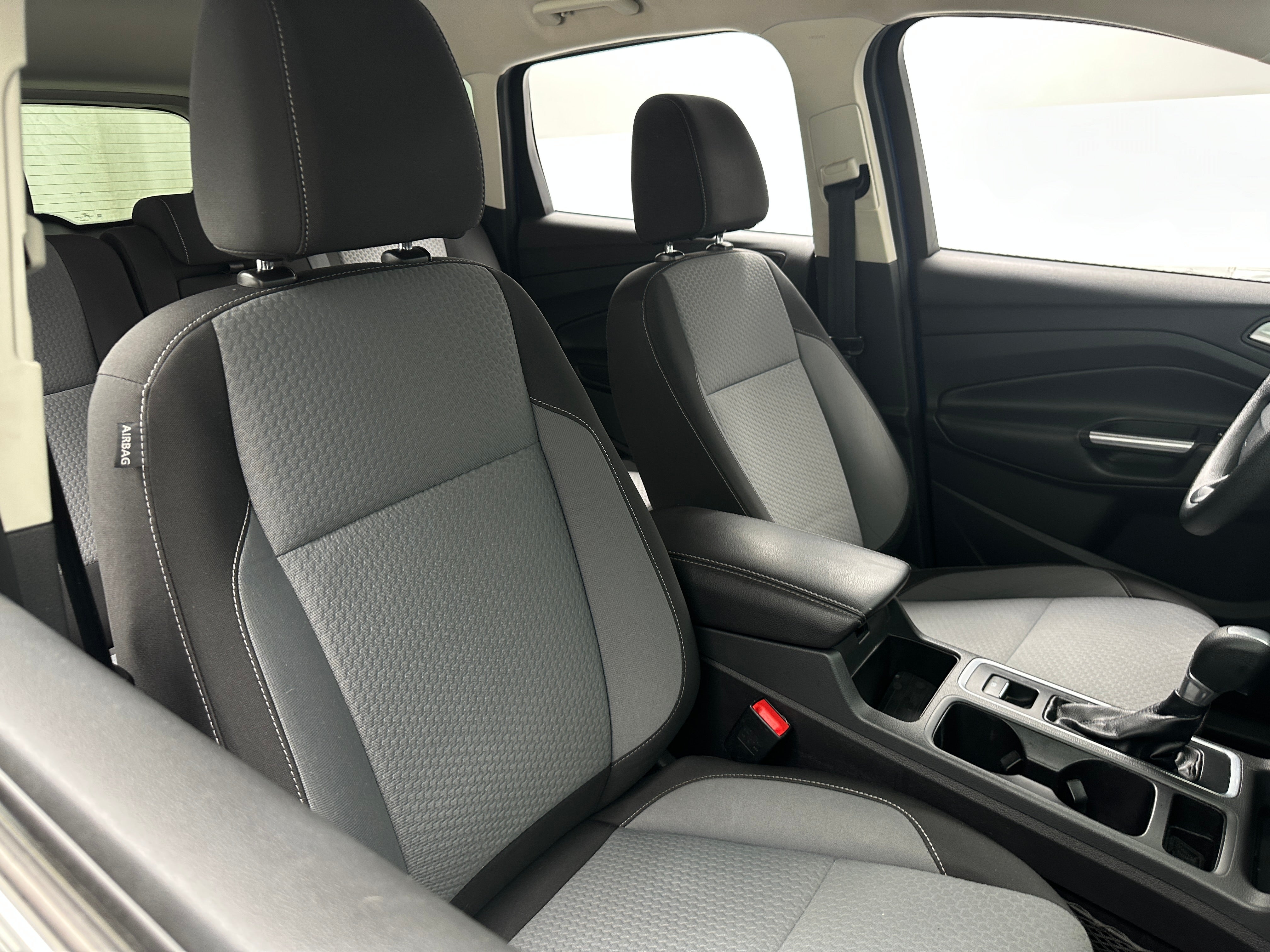 Used 2017 Ford Escape SE with VIN 1FMCU0GD6HUA78499 for sale in Pewaukee, WI