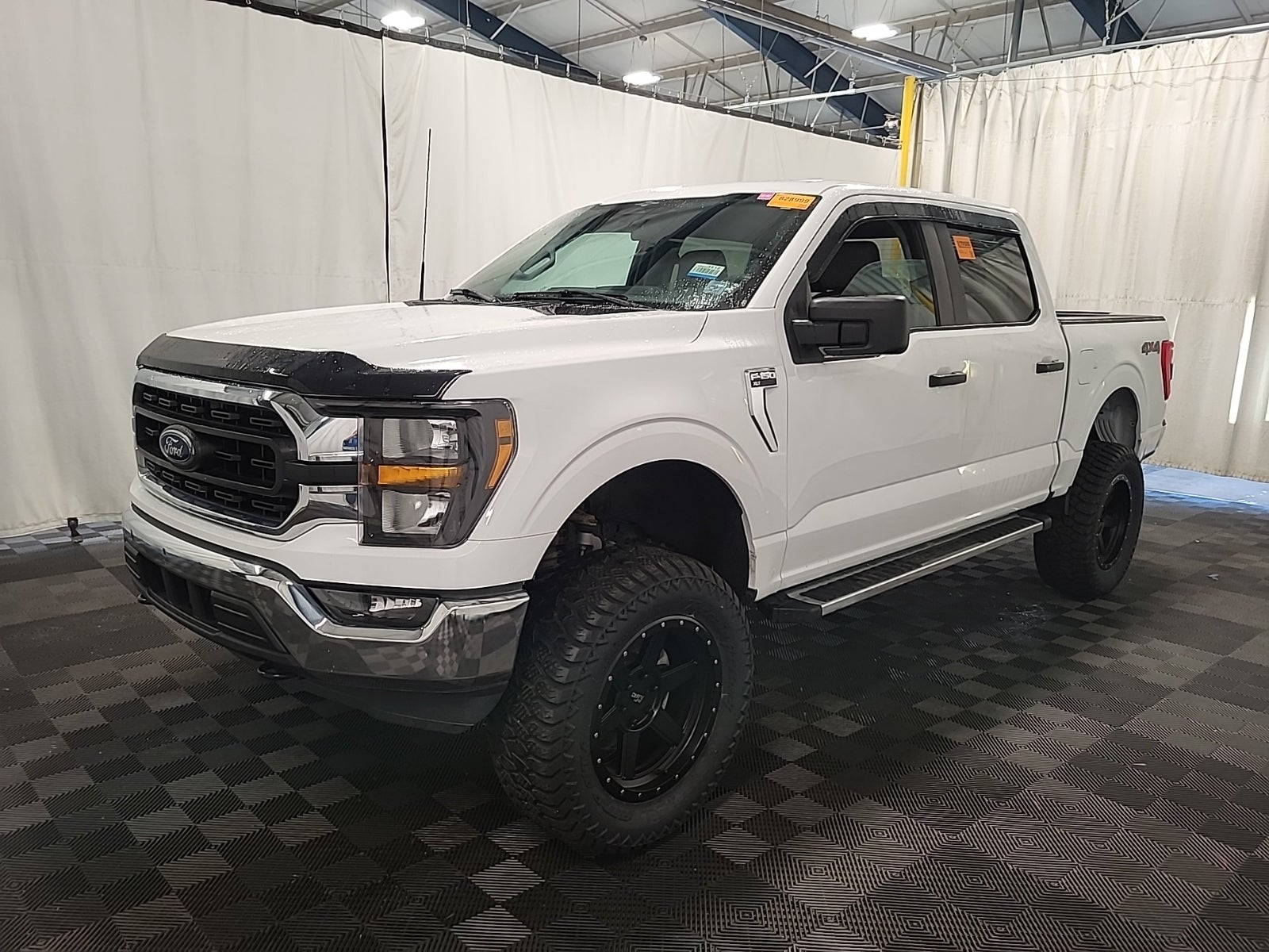 2023 Ford F-150 XLT 4WD Supercrew 5.5' Box