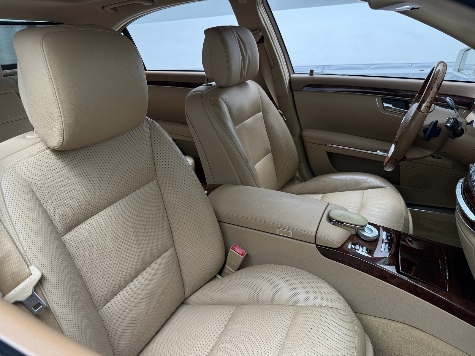 Thumbnail: 2010 Mercedes-Benz S-Class - 2