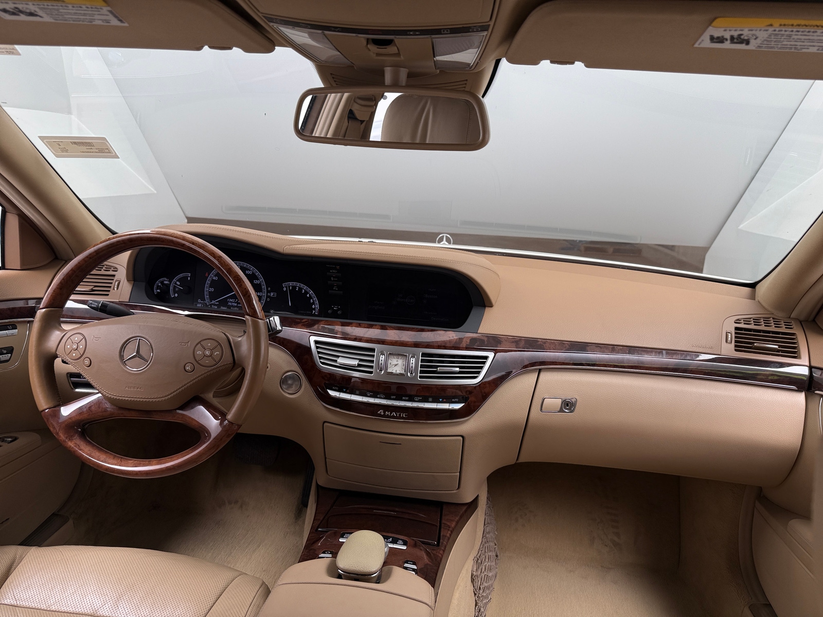 Thumbnail: 2010 Mercedes-Benz S-Class - 3