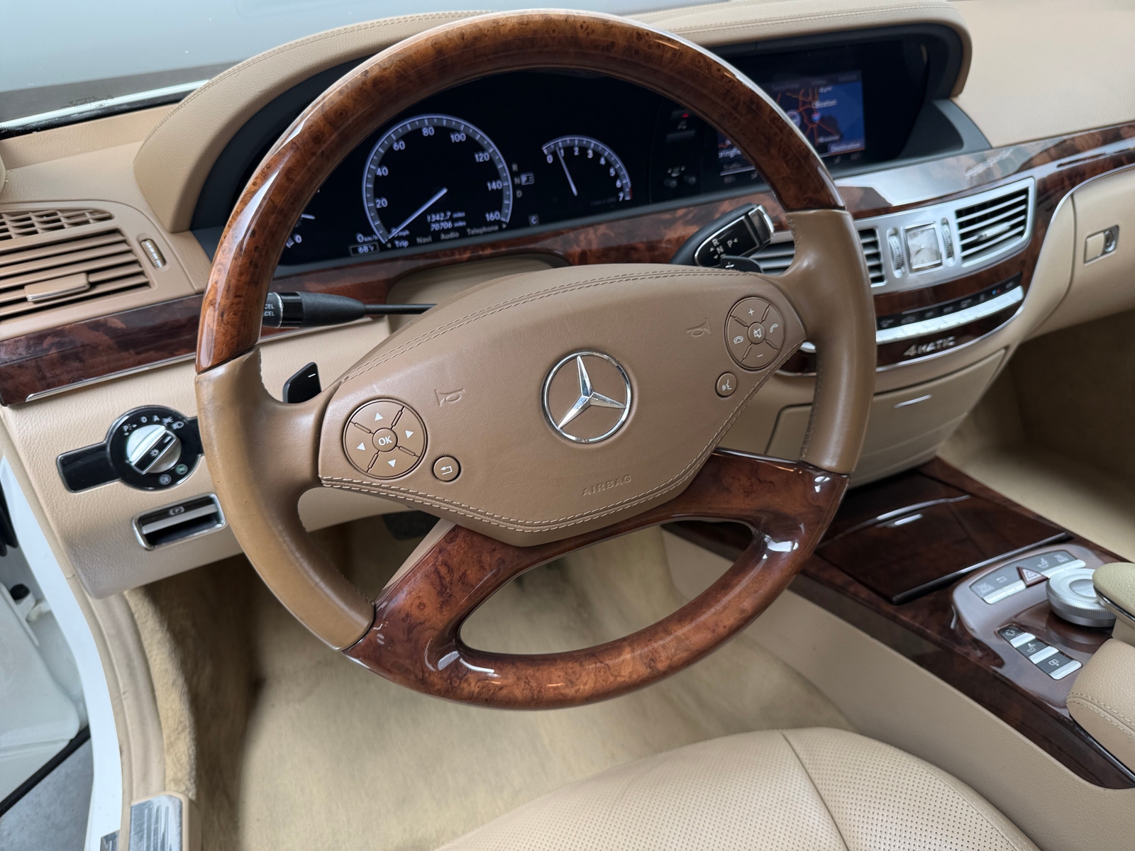 Thumbnail: 2010 Mercedes-Benz S-Class - 5