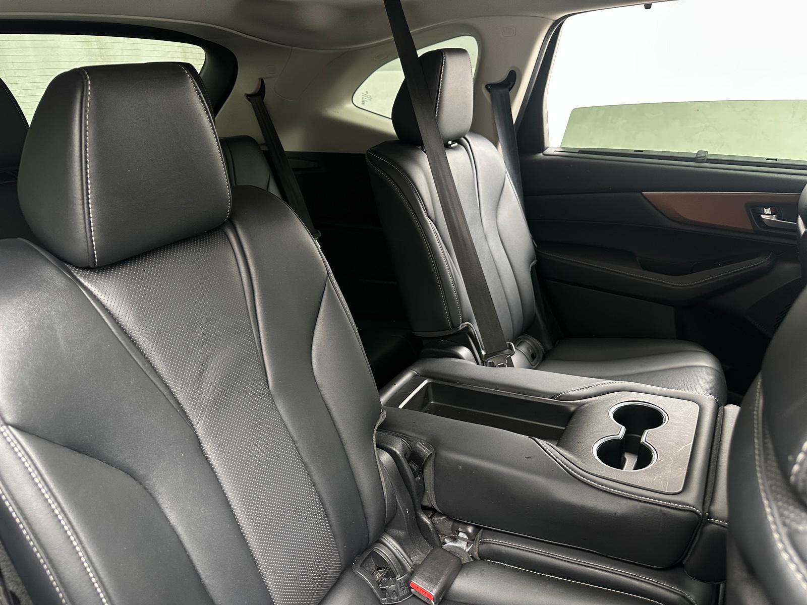 Thumbnail: 2022 Acura MDX - 5