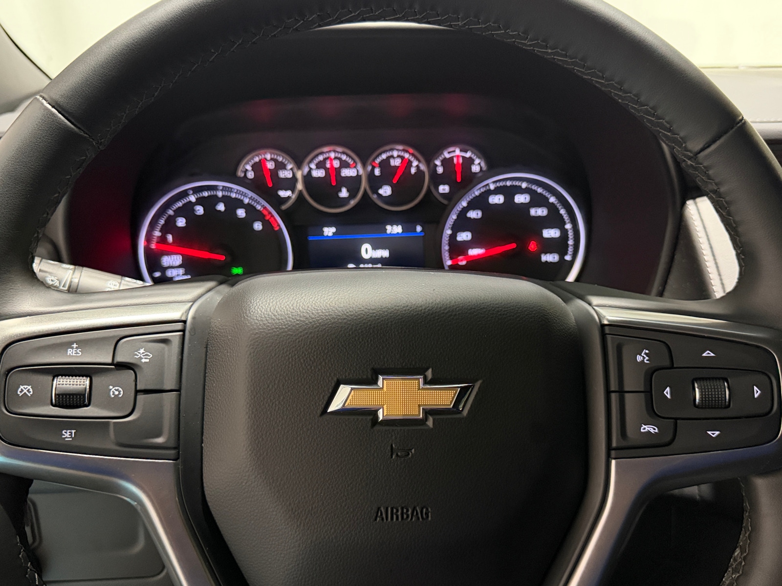 Thumbnail: 2024 Chevrolet Tahoe - 5