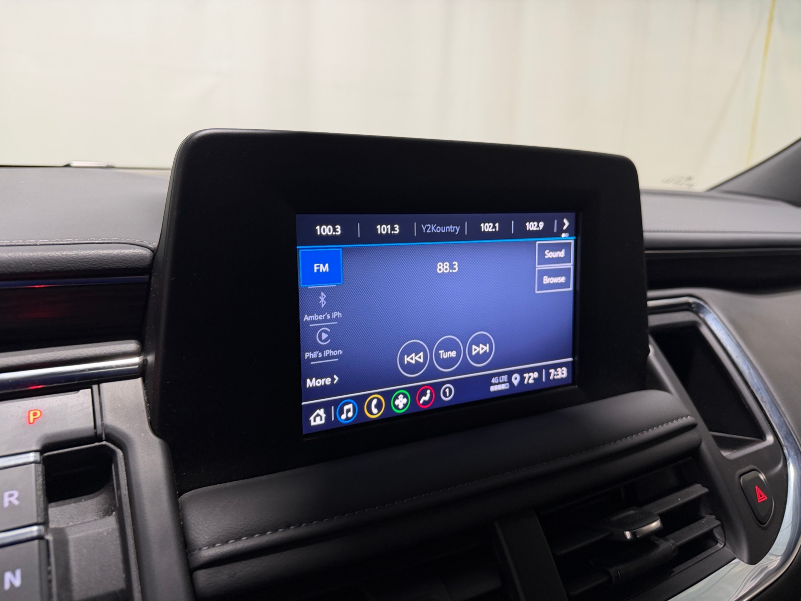 Thumbnail: 2024 Chevrolet Tahoe - 4