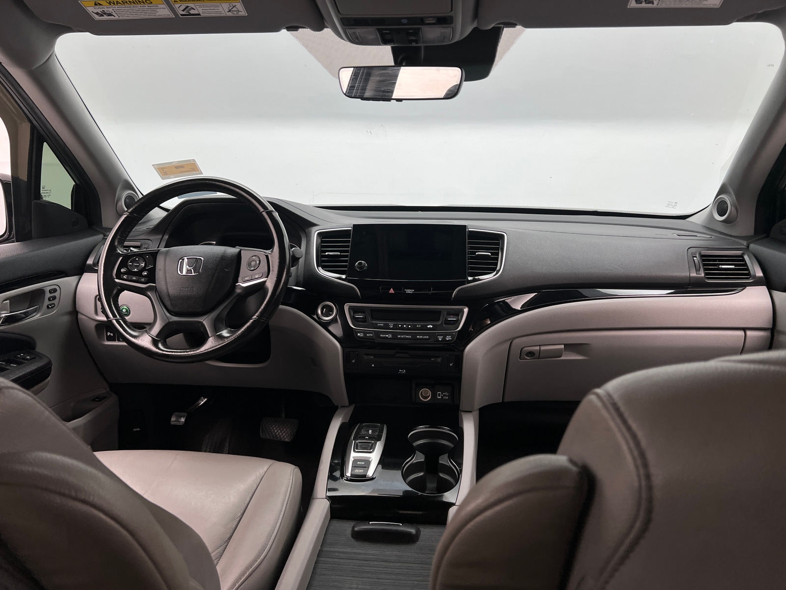 Thumbnail: 2019 Honda Pilot - 2