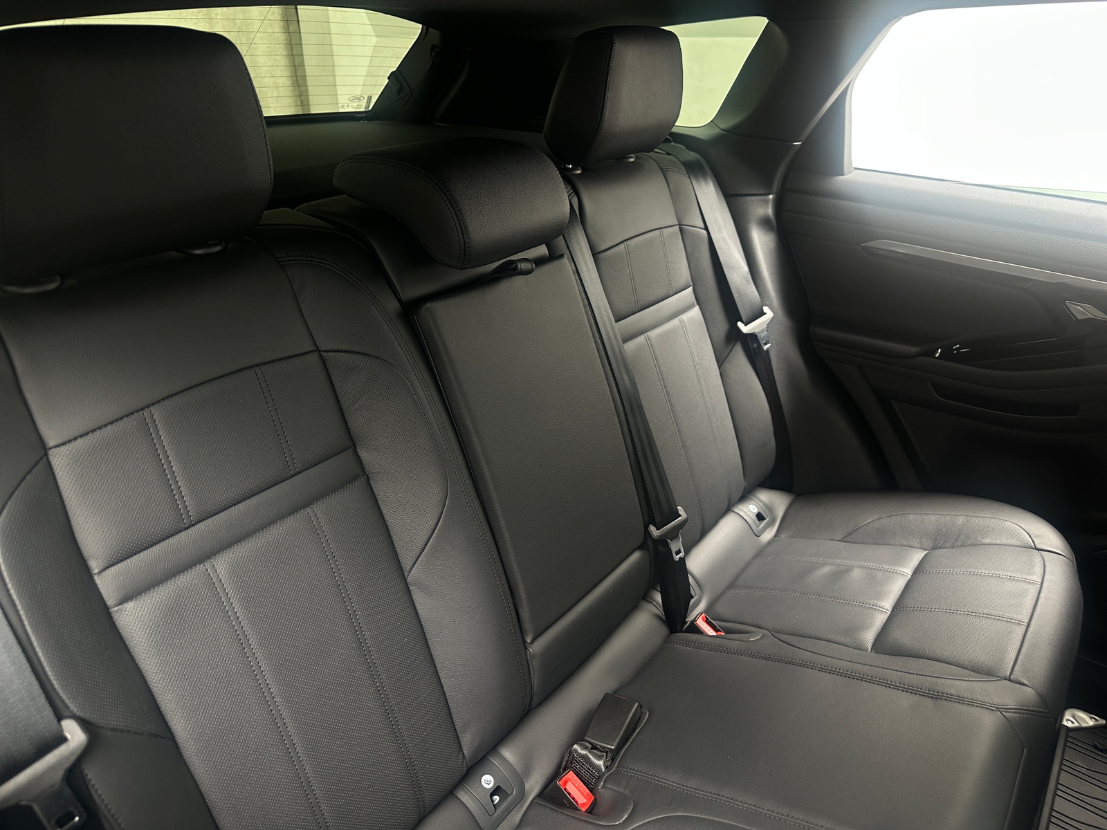 Thumbnail: 2023 Land Rover Range Rover Evoque - 5