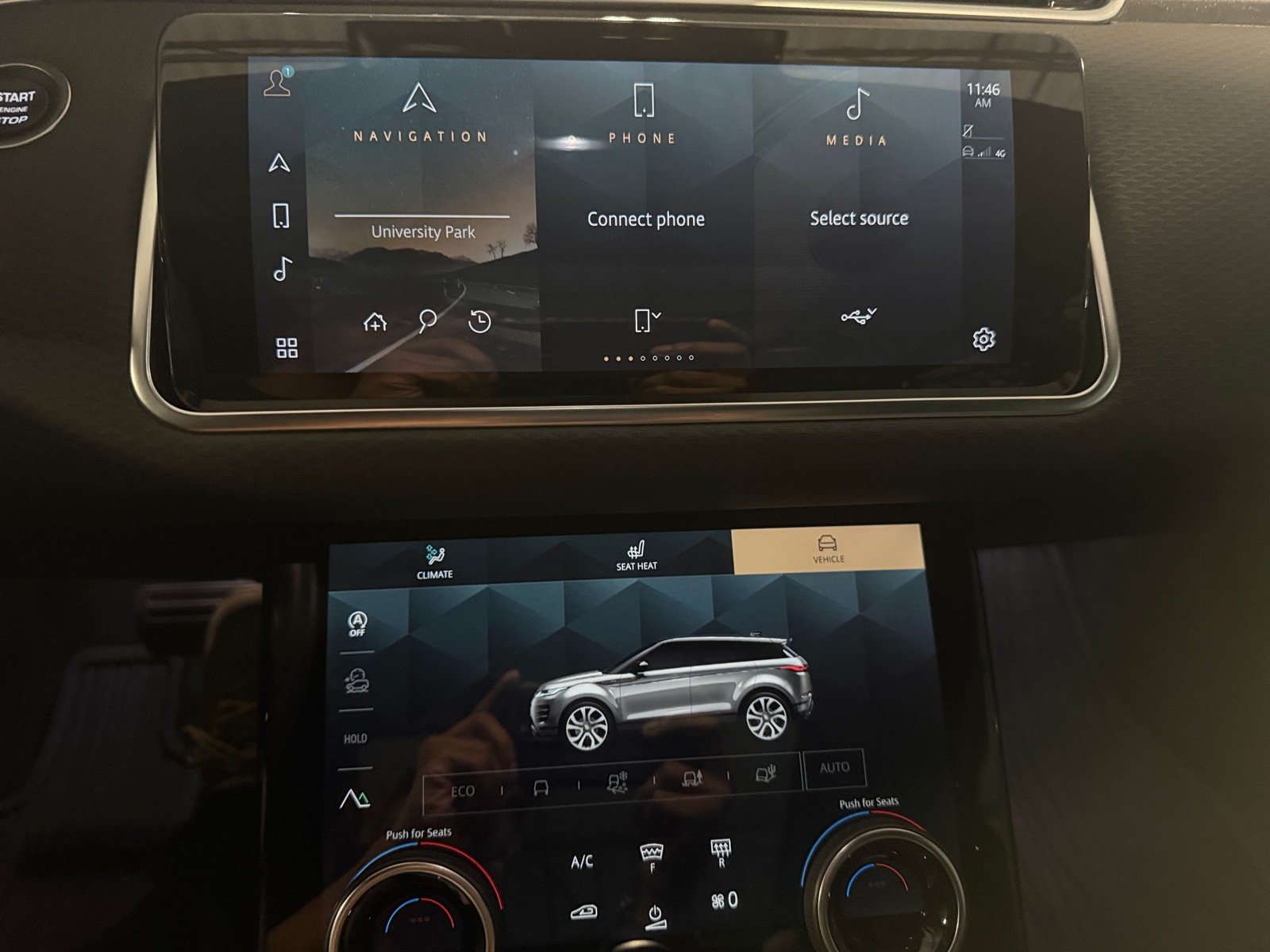 Thumbnail: 2023 Land Rover Range Rover Evoque - 3