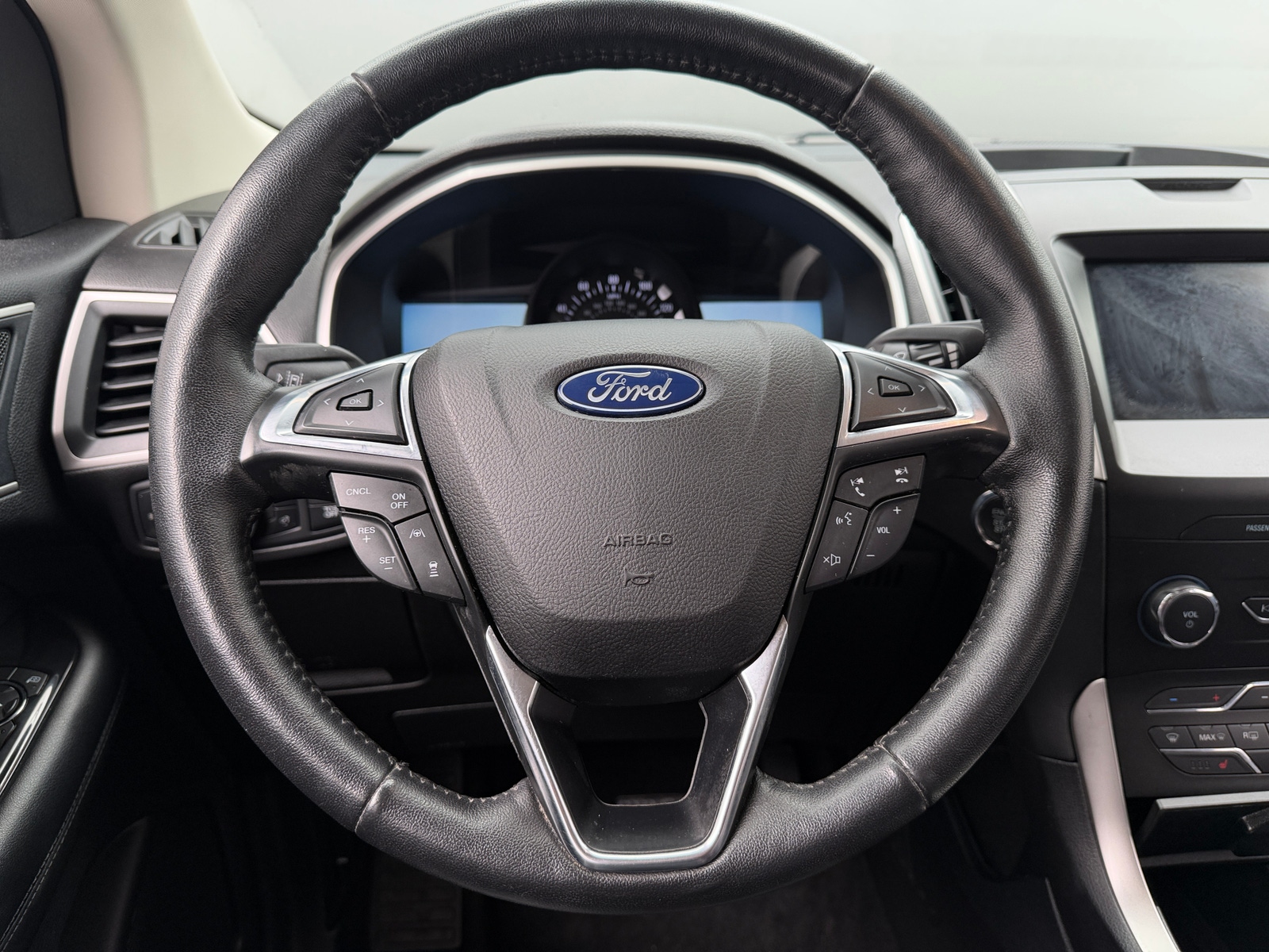 Thumbnail: 2020 Ford Edge - 4