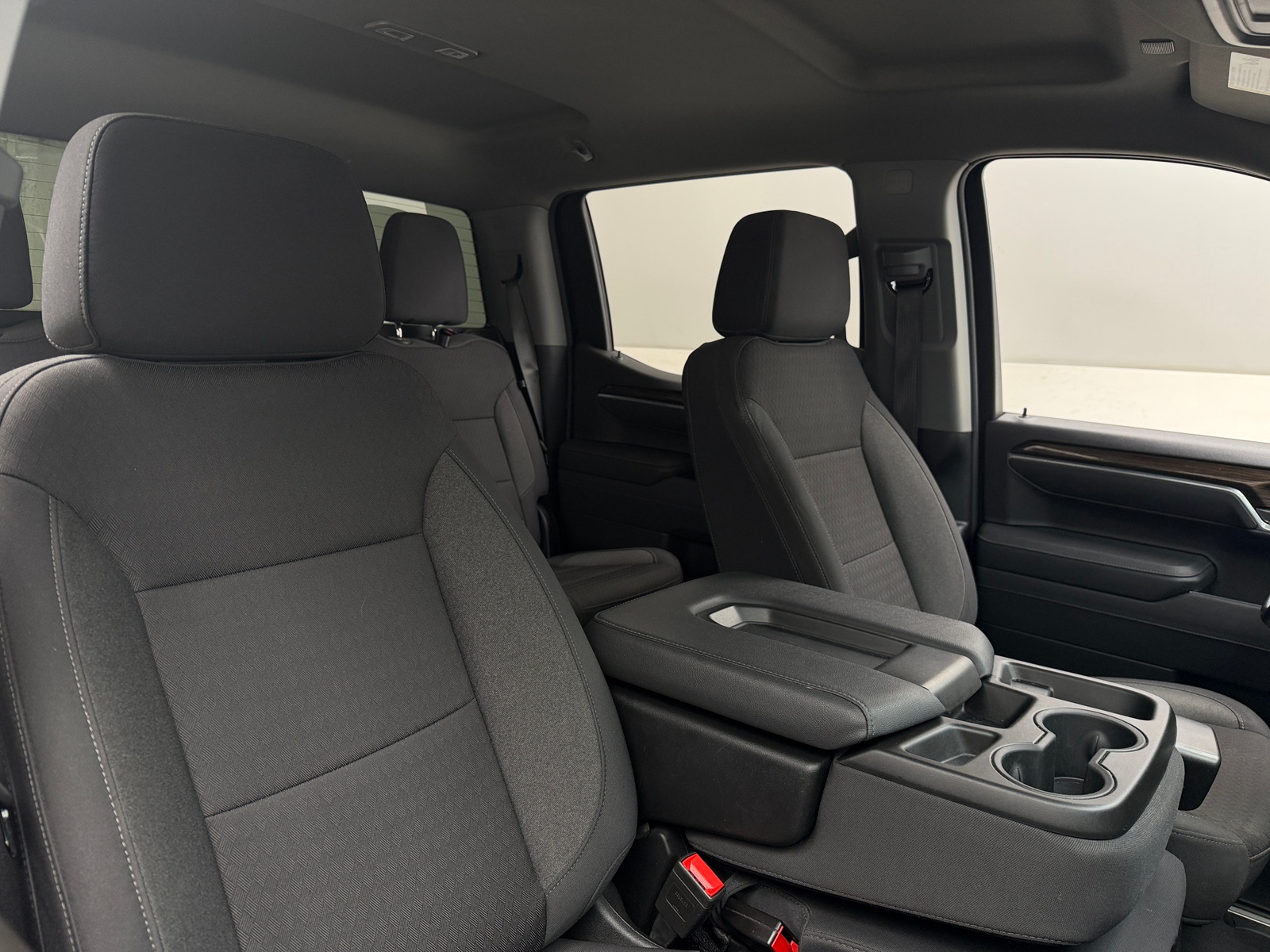 Thumbnail: 2025 Chevrolet Silverado 1500 - 2