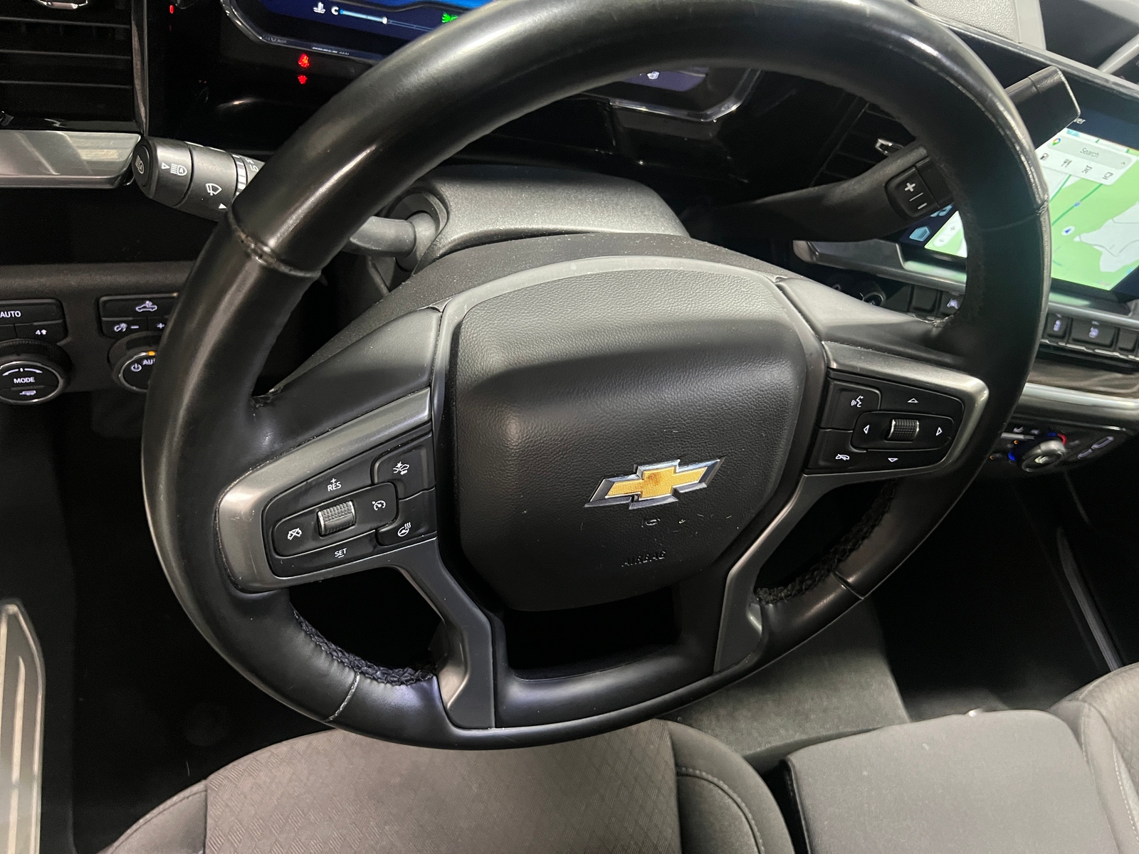 Thumbnail: 2025 Chevrolet Silverado 1500 - 5