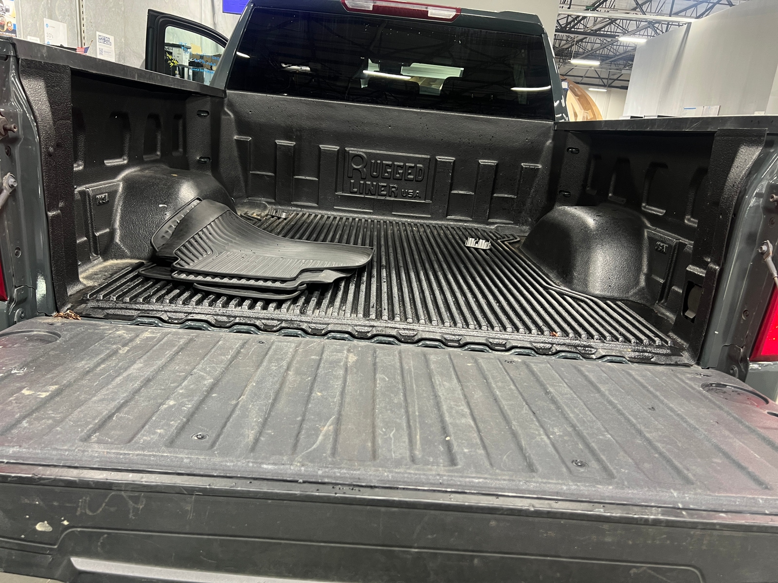 Thumbnail: 2025 Chevrolet Silverado 1500 - 7