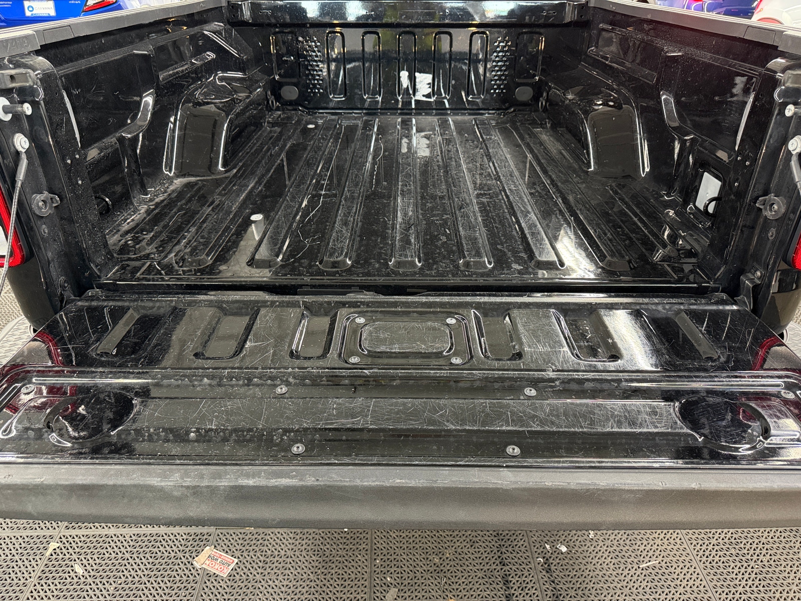 Thumbnail: 2021 Jeep Gladiator - 7