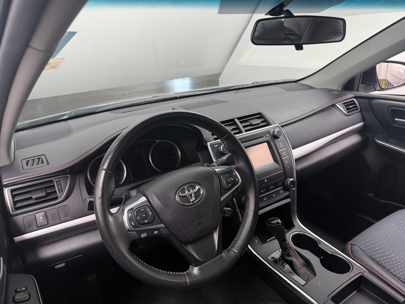 Thumbnail: 2015 Toyota Camry - 3