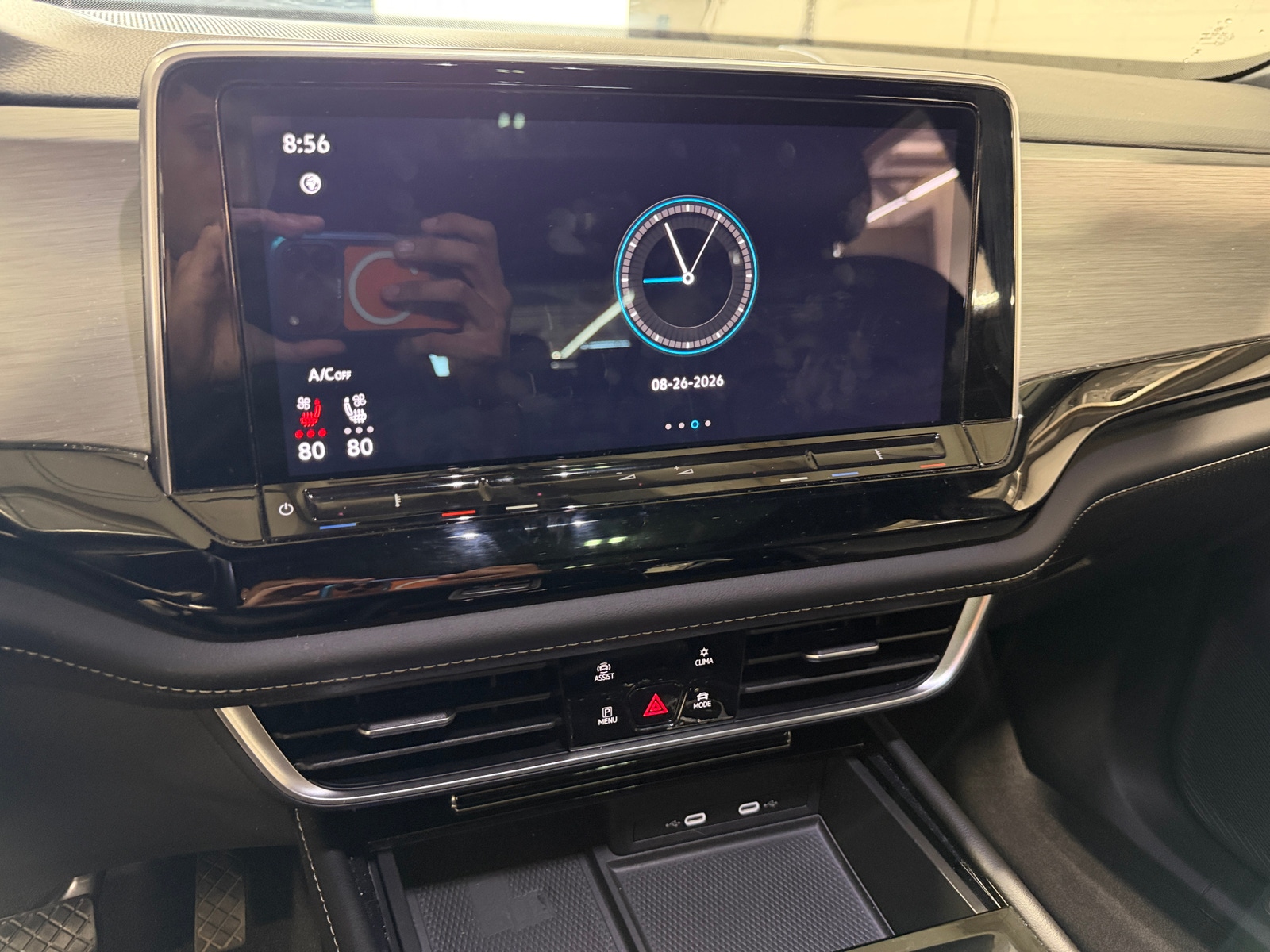 Thumbnail: 2024 Volkswagen Atlas - 3