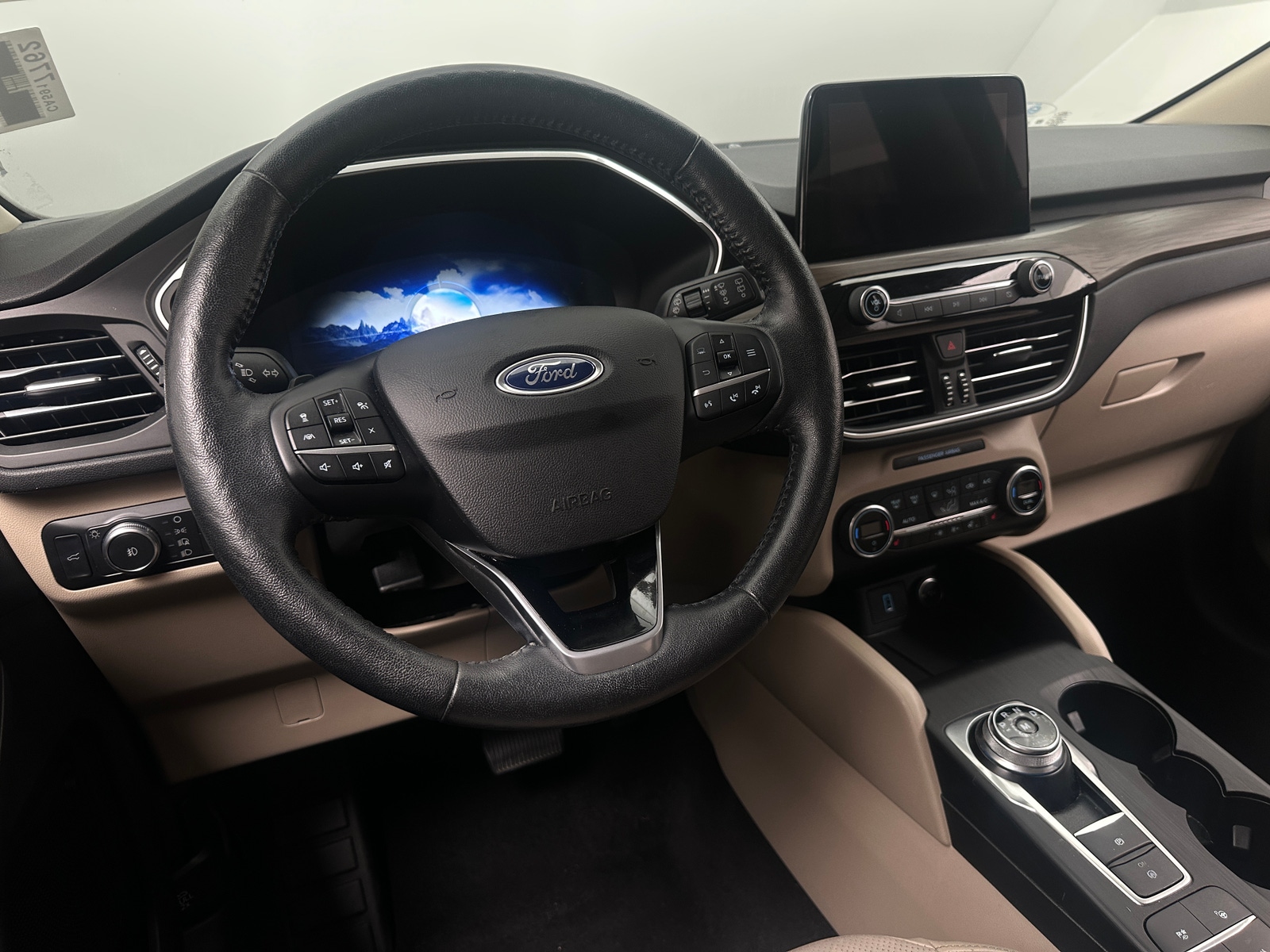 Thumbnail: 2020 Ford Escape - 4
